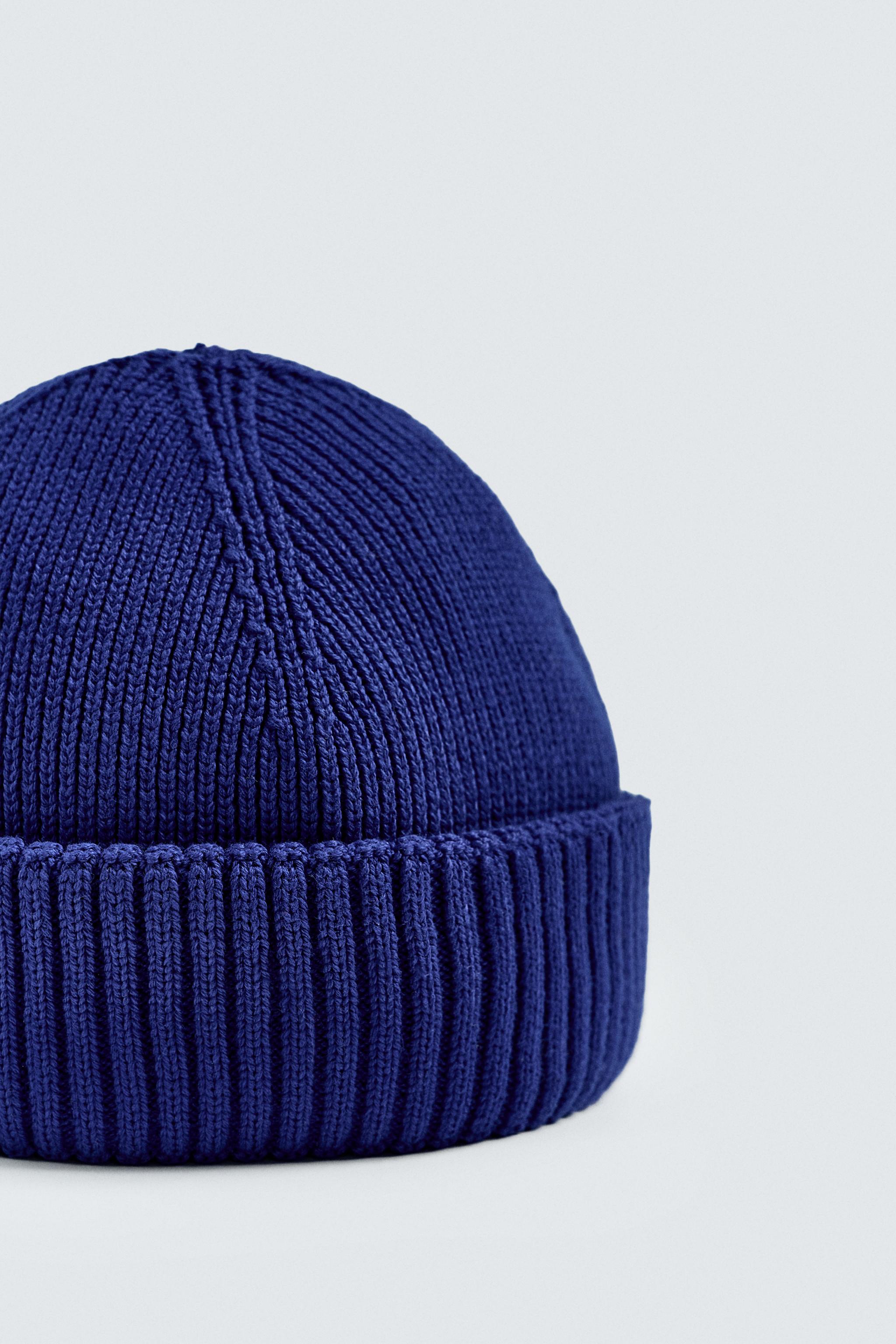 SHORT KNIT HAT