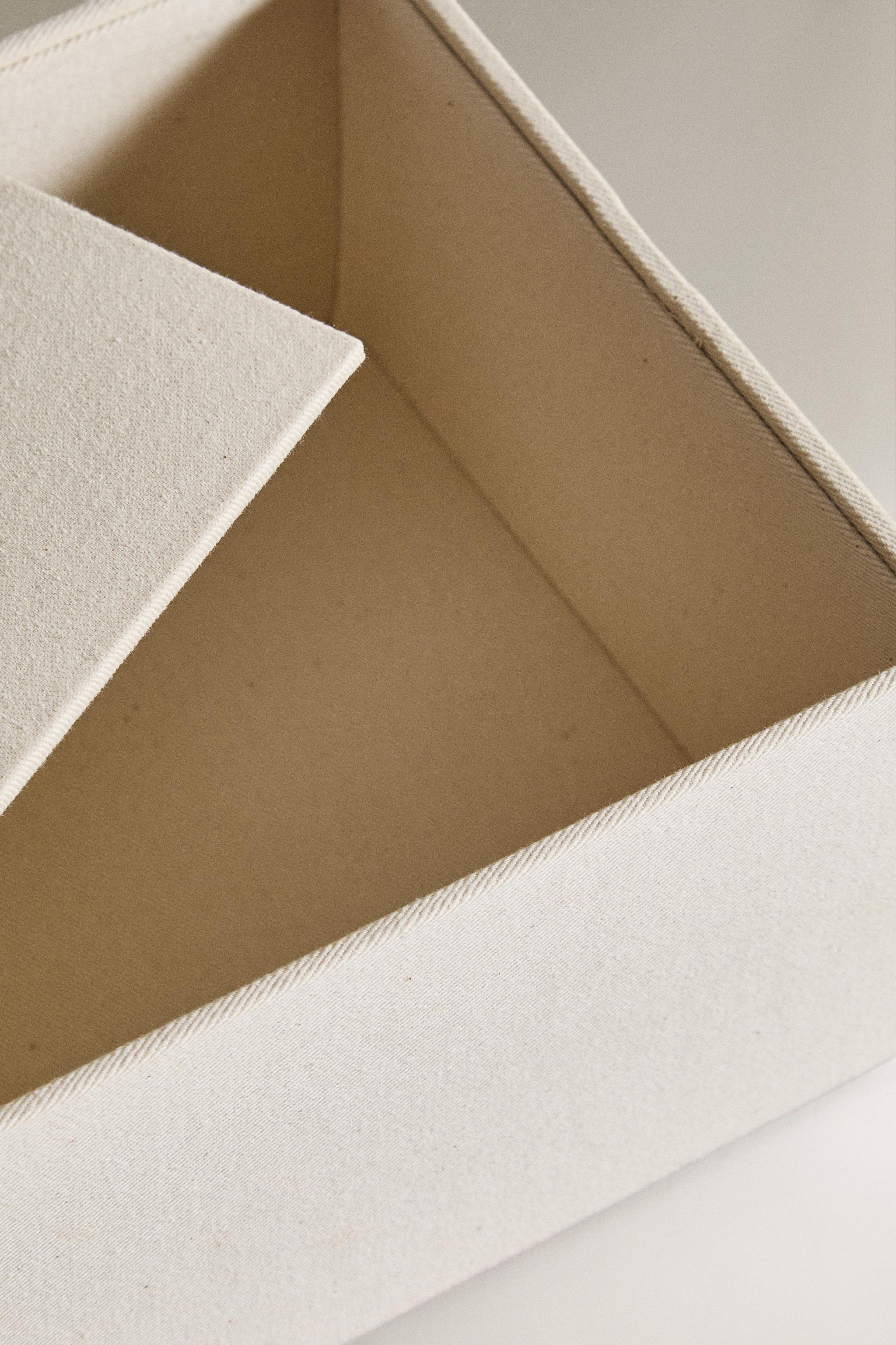 ORGANIZER BOX WITH LID