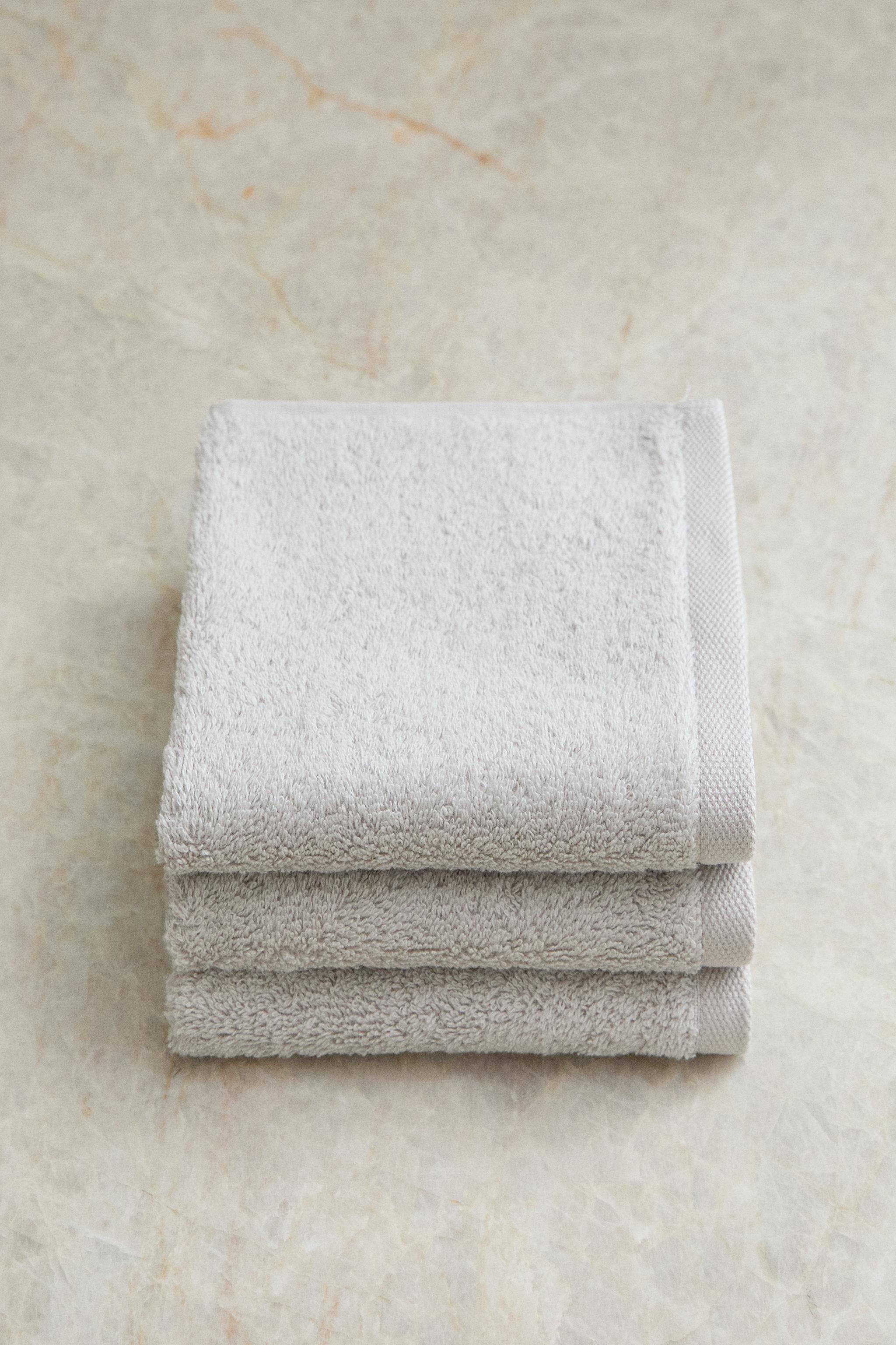 PACK OF COTTON HAND TOWELS (PACK OF 3)