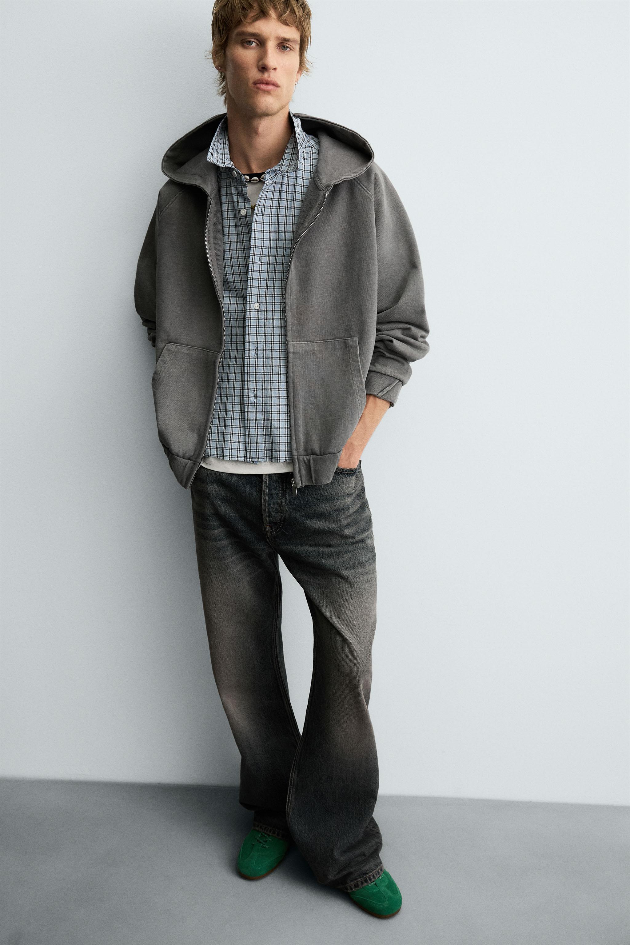 BOXY FIT HOODIE SWEATSHIRT