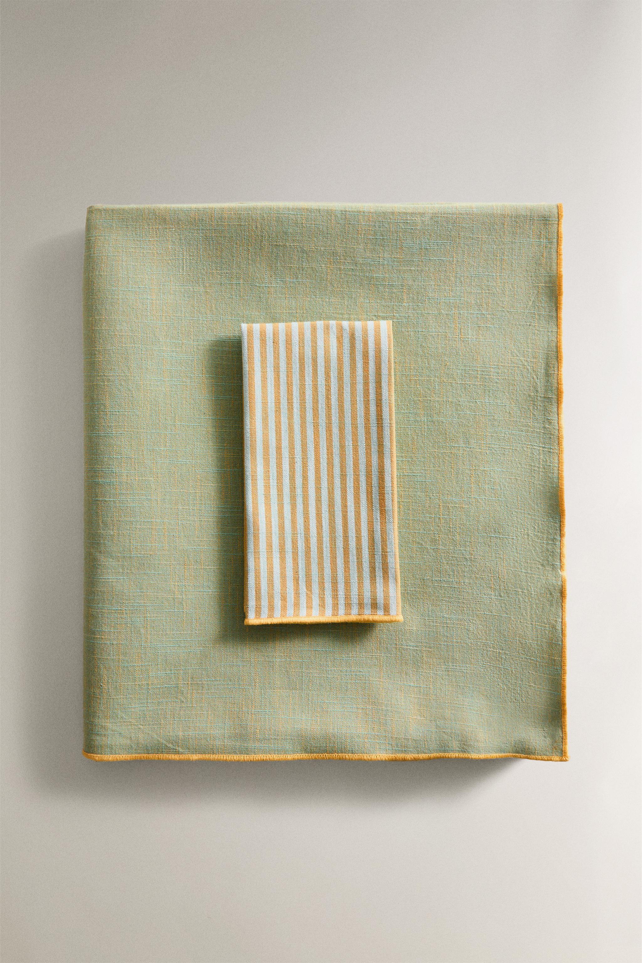 COTTON TABLECLOTH WITH CONTRAST BORDER