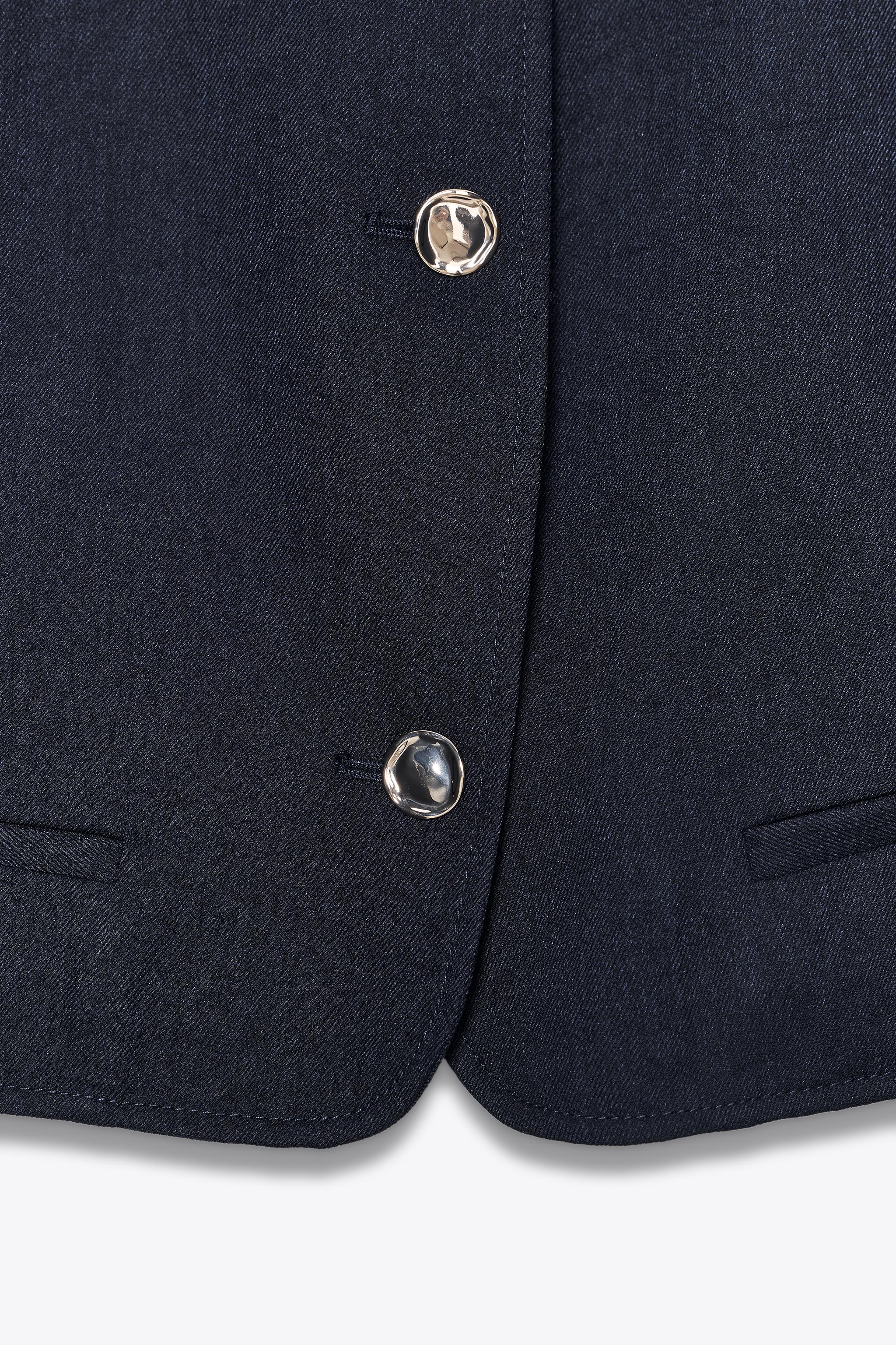 GOLD BUTTON SHORT BLAZER