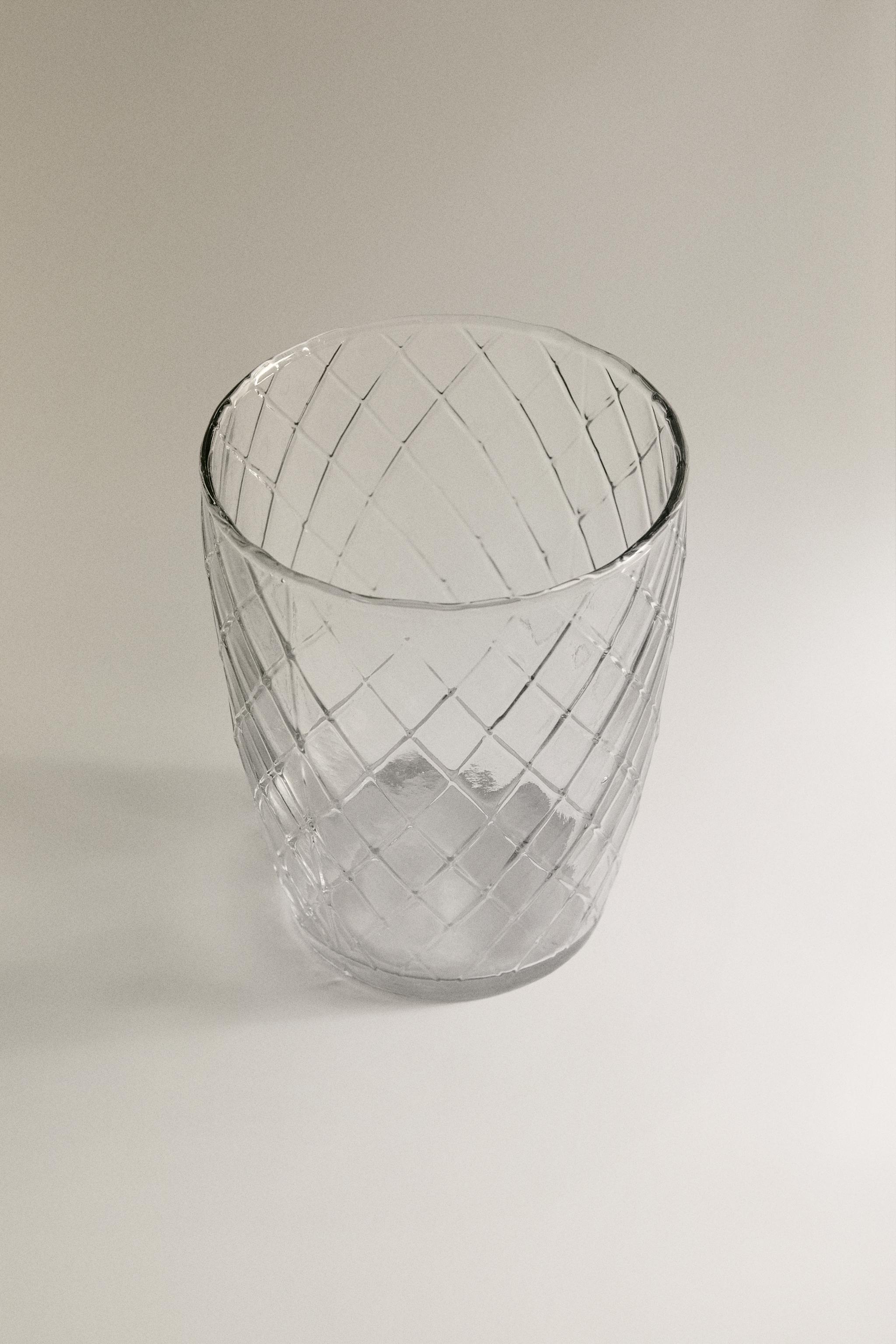 DIAMOND TOOTHBRUSH HOLDER