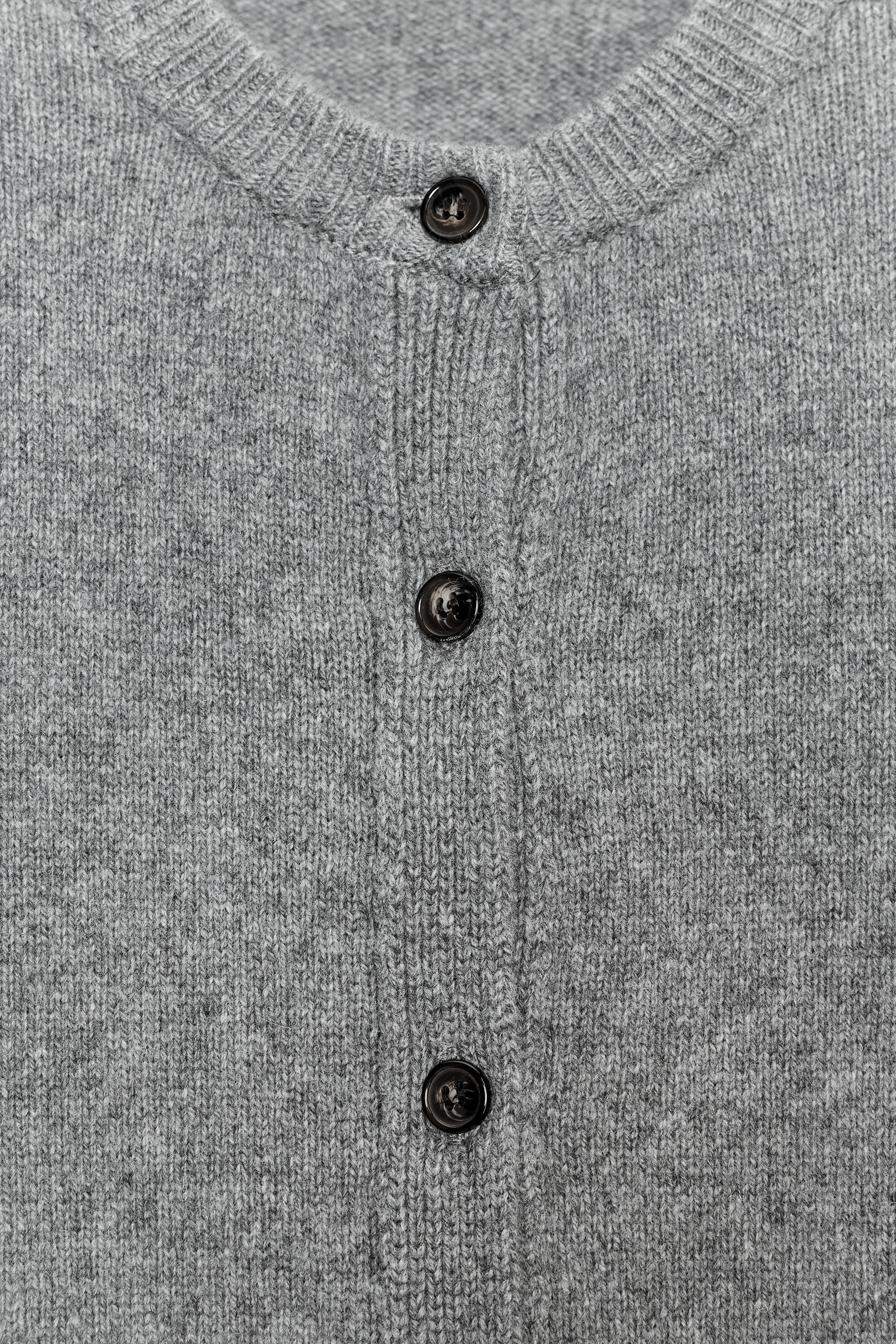 CASHMERE AND WOOL BASIC CARDIGAN