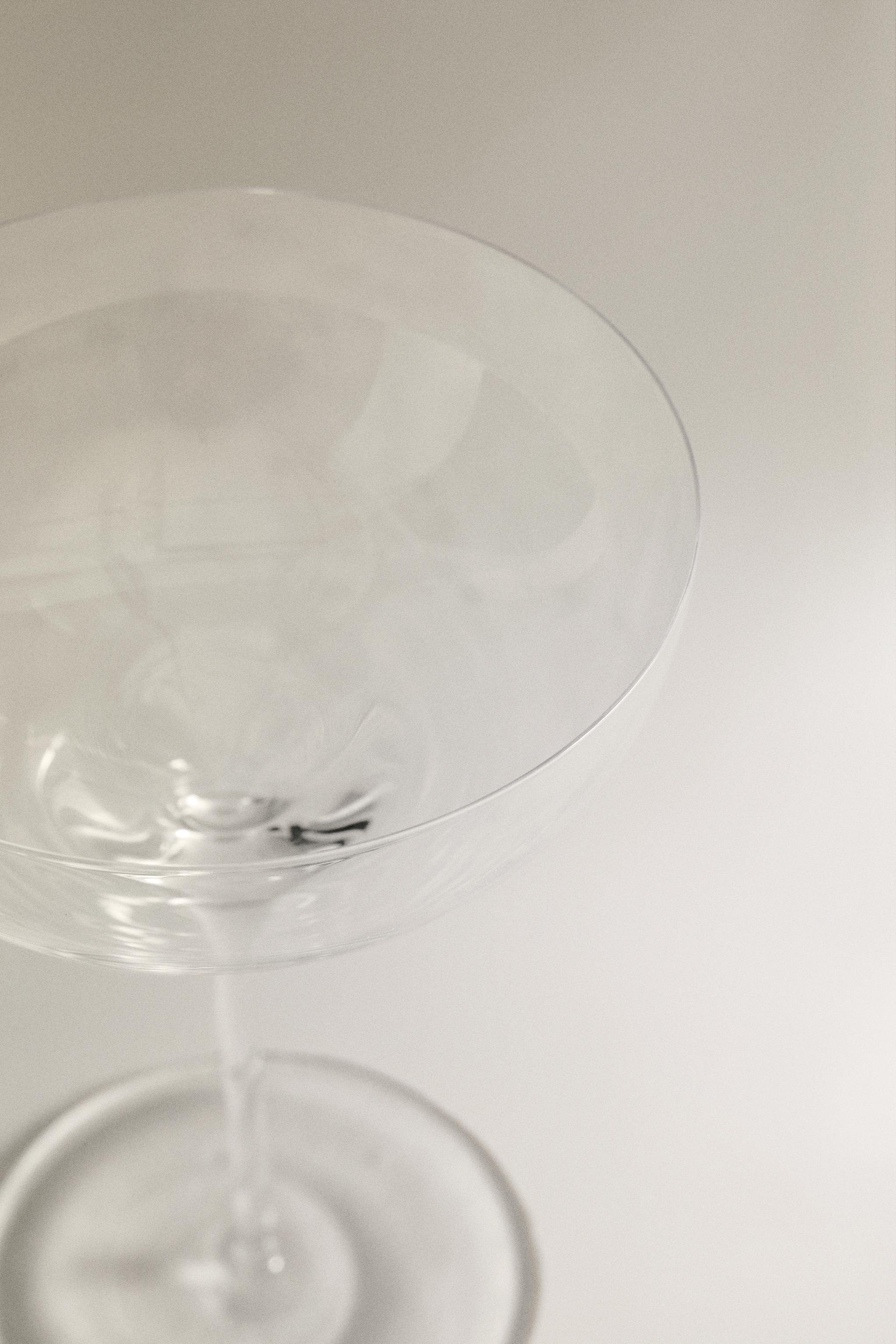 EXTRA LIGHTWEIGHT SPARKLING WINE FLUTE