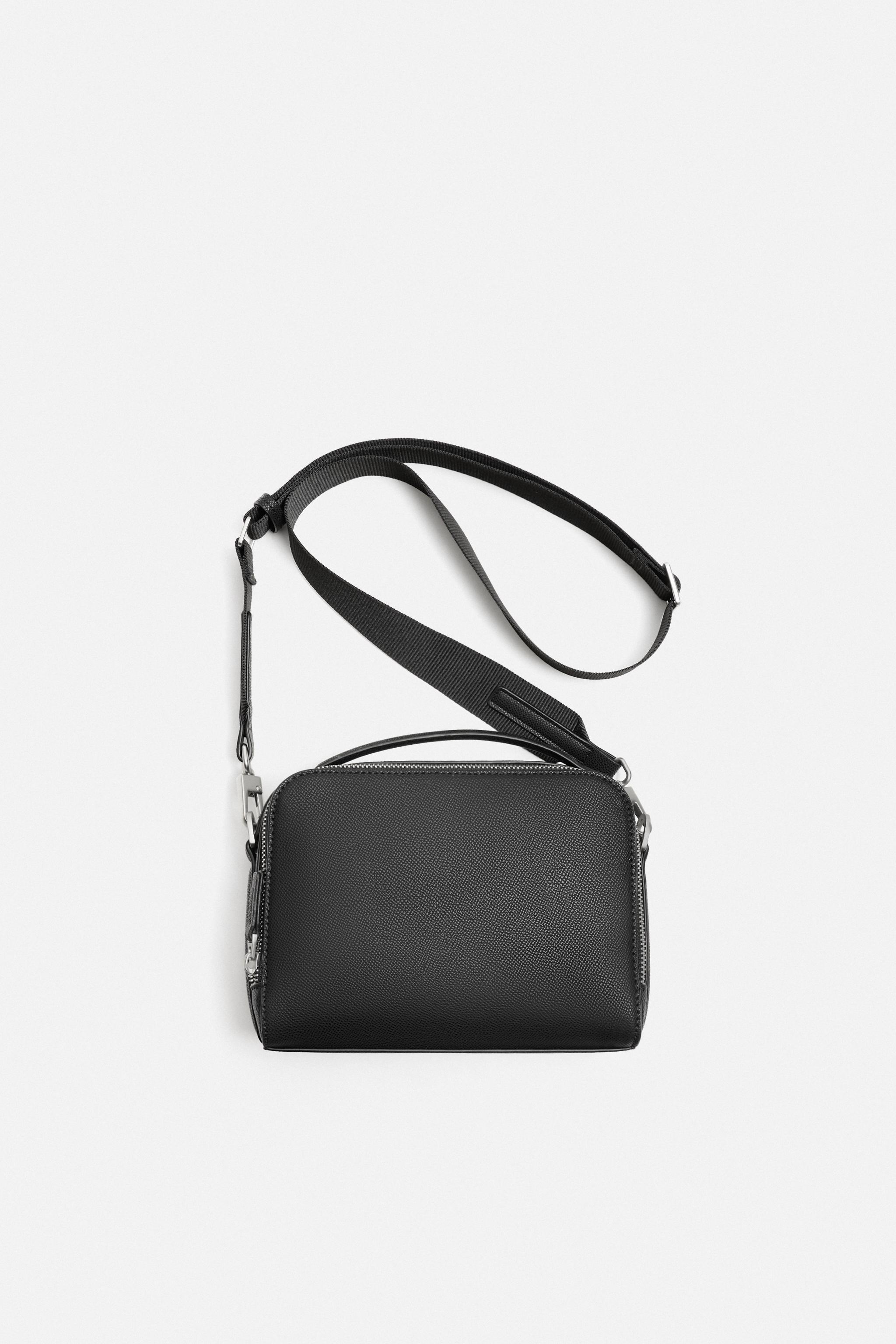 TEXTURED CROSSBODY BAG