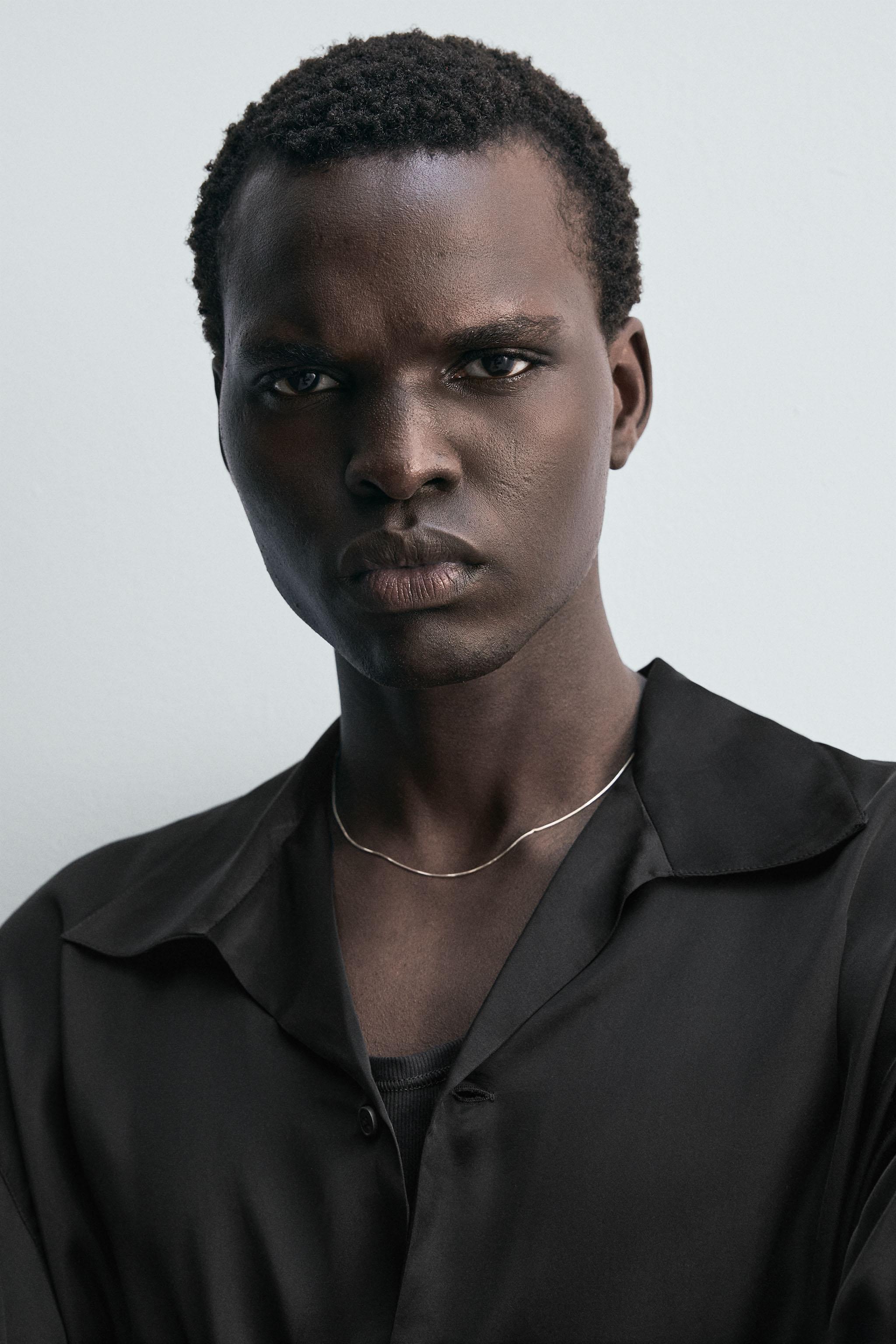 RELAXED FIT FLOWY SHIRT