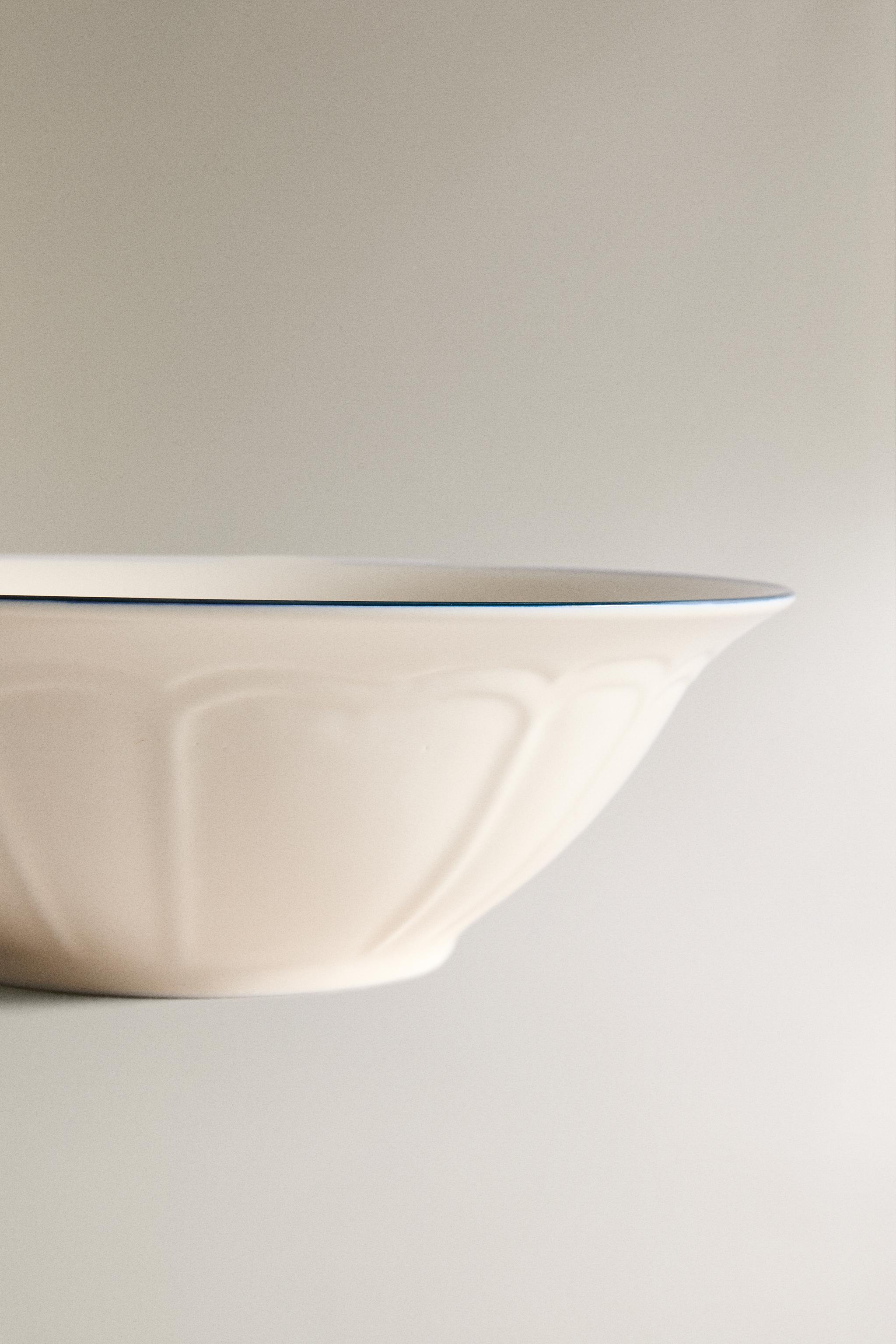 SALAD BOWL WITH CONTRAST RIM