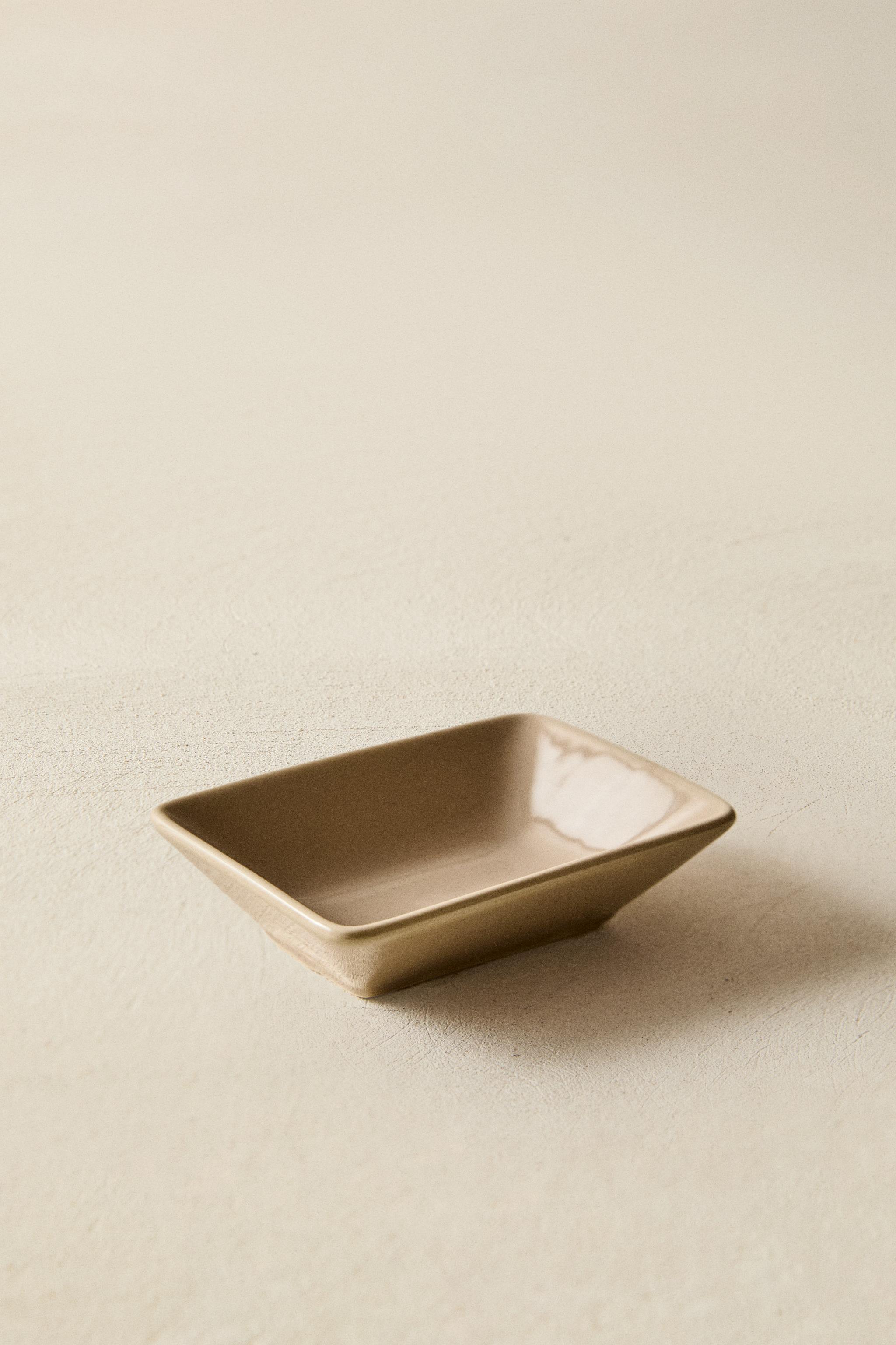 STONEWARE APPETIZER BOWL