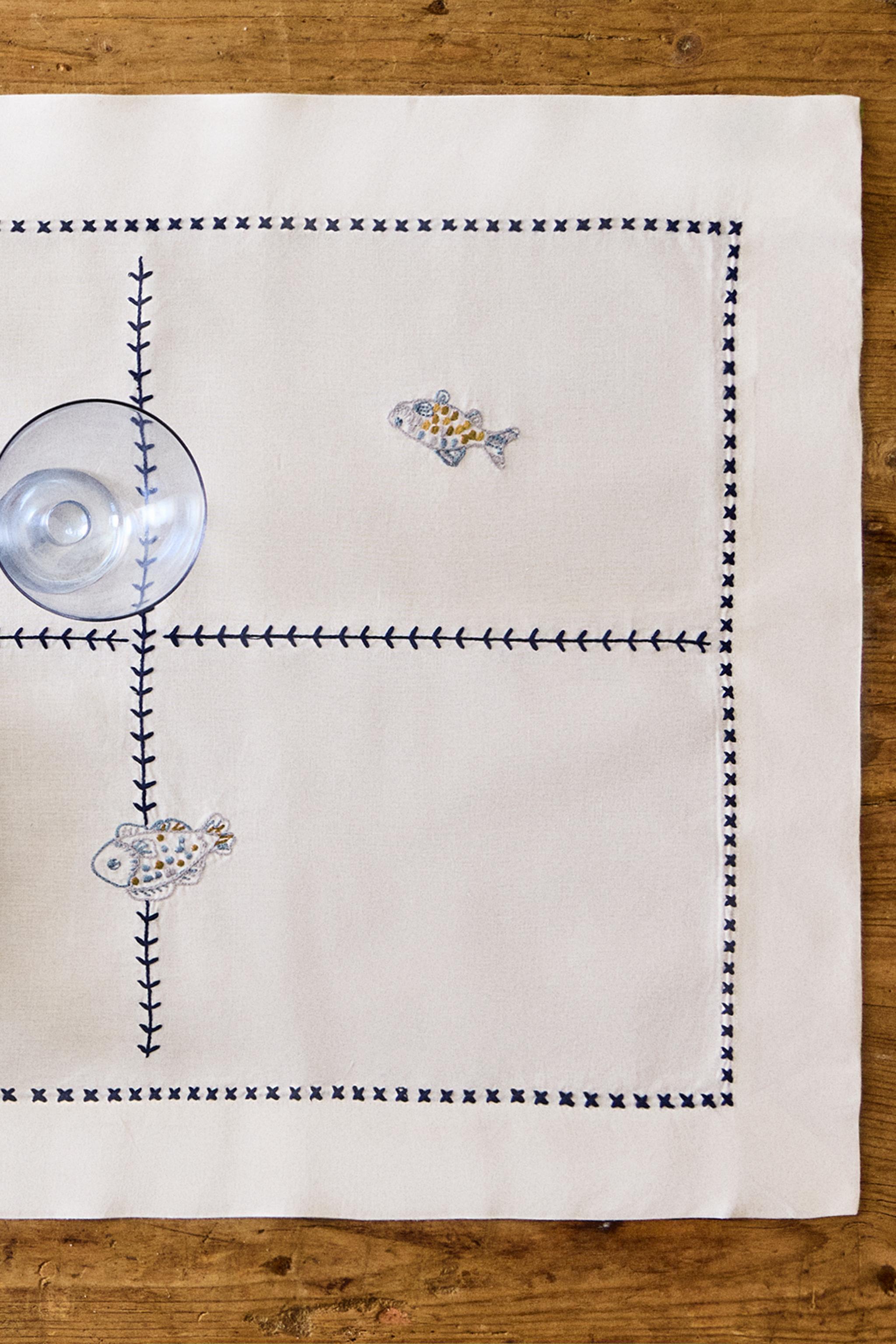 EMBROIDERED FISH TABLE RUNNER
