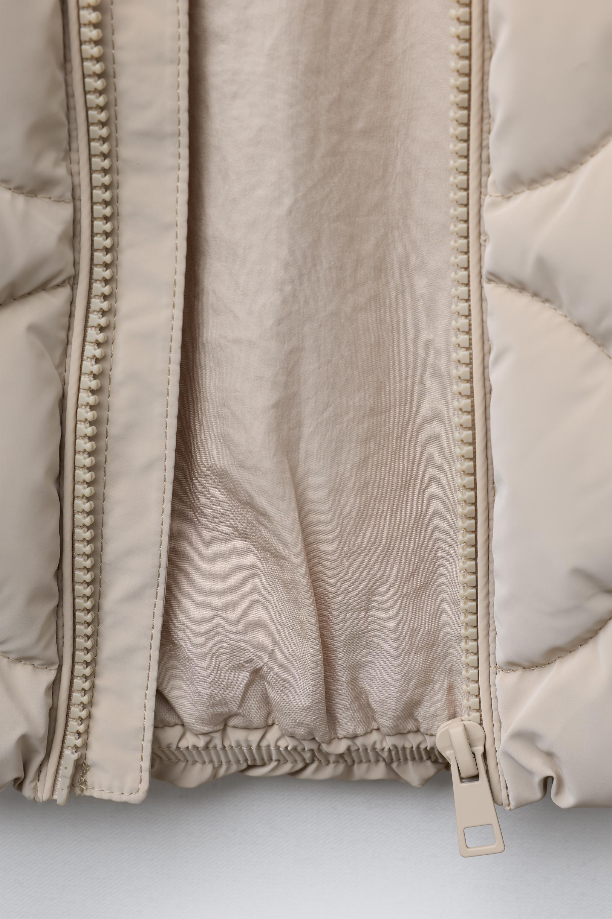 ELASTICIZED PUFFER JACKET