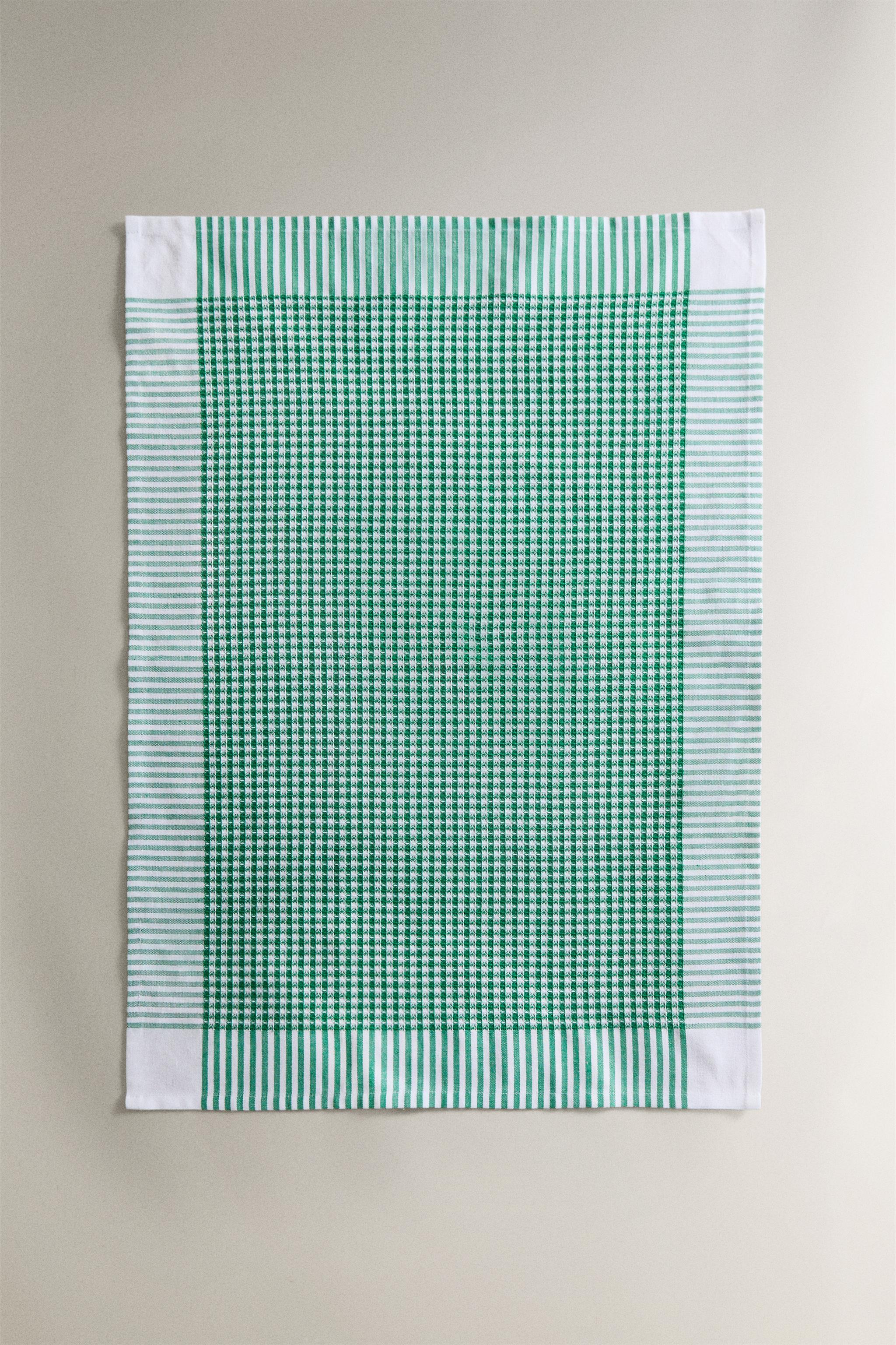 SET OF WAFFLE-KNIT COTTON KITCHEN TOWELS (SET OF 2)