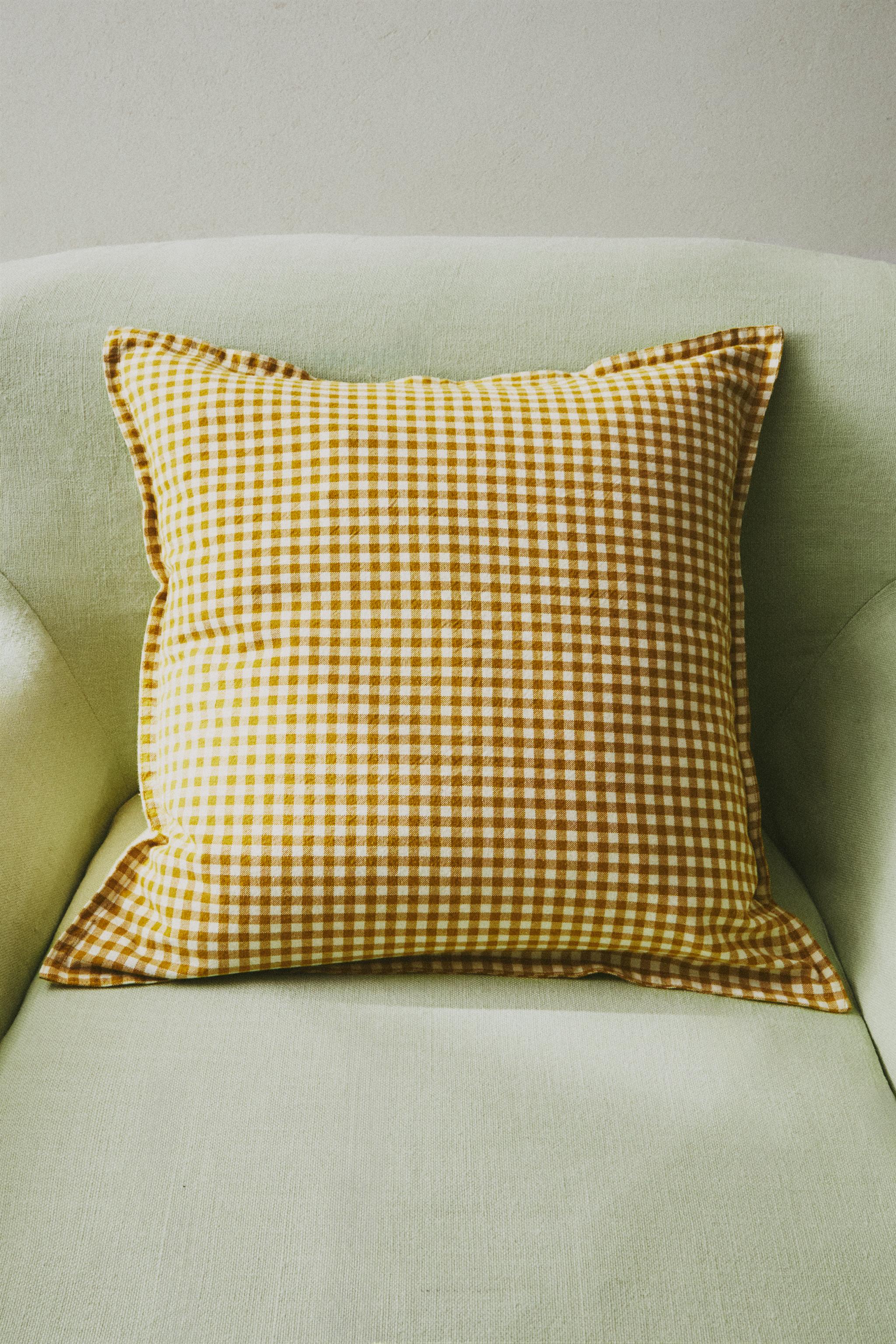 GINGHAM THROW PILLOW COVER