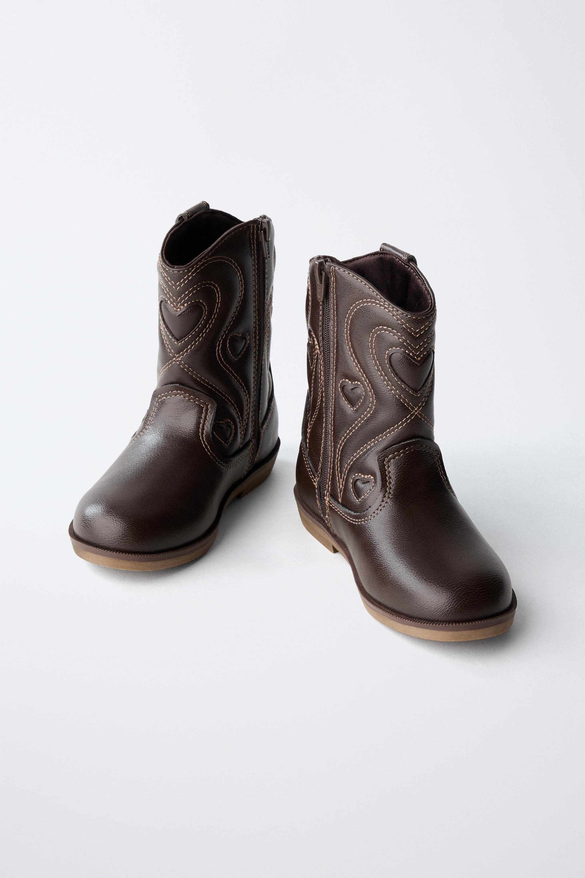 EMBROIDERED COWBOY BOOTS