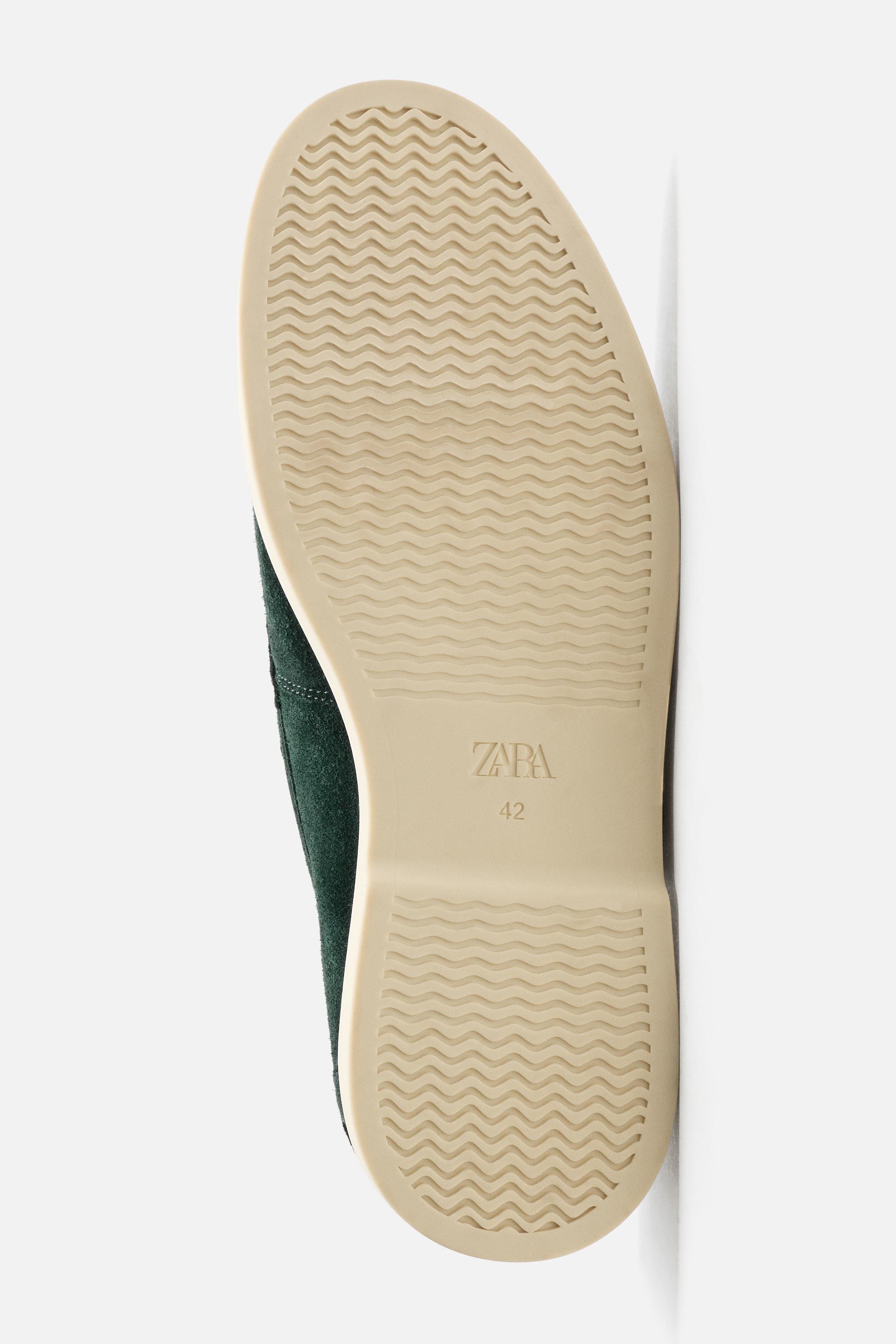 CASUAL LEATHER LOAFERS