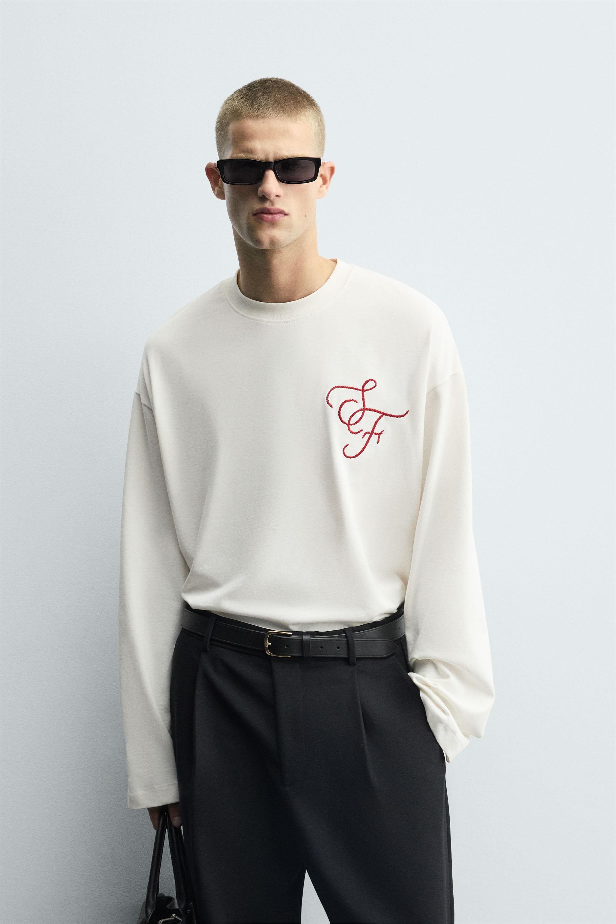 BOXY FIT EMBROIDERED T-SHIRT