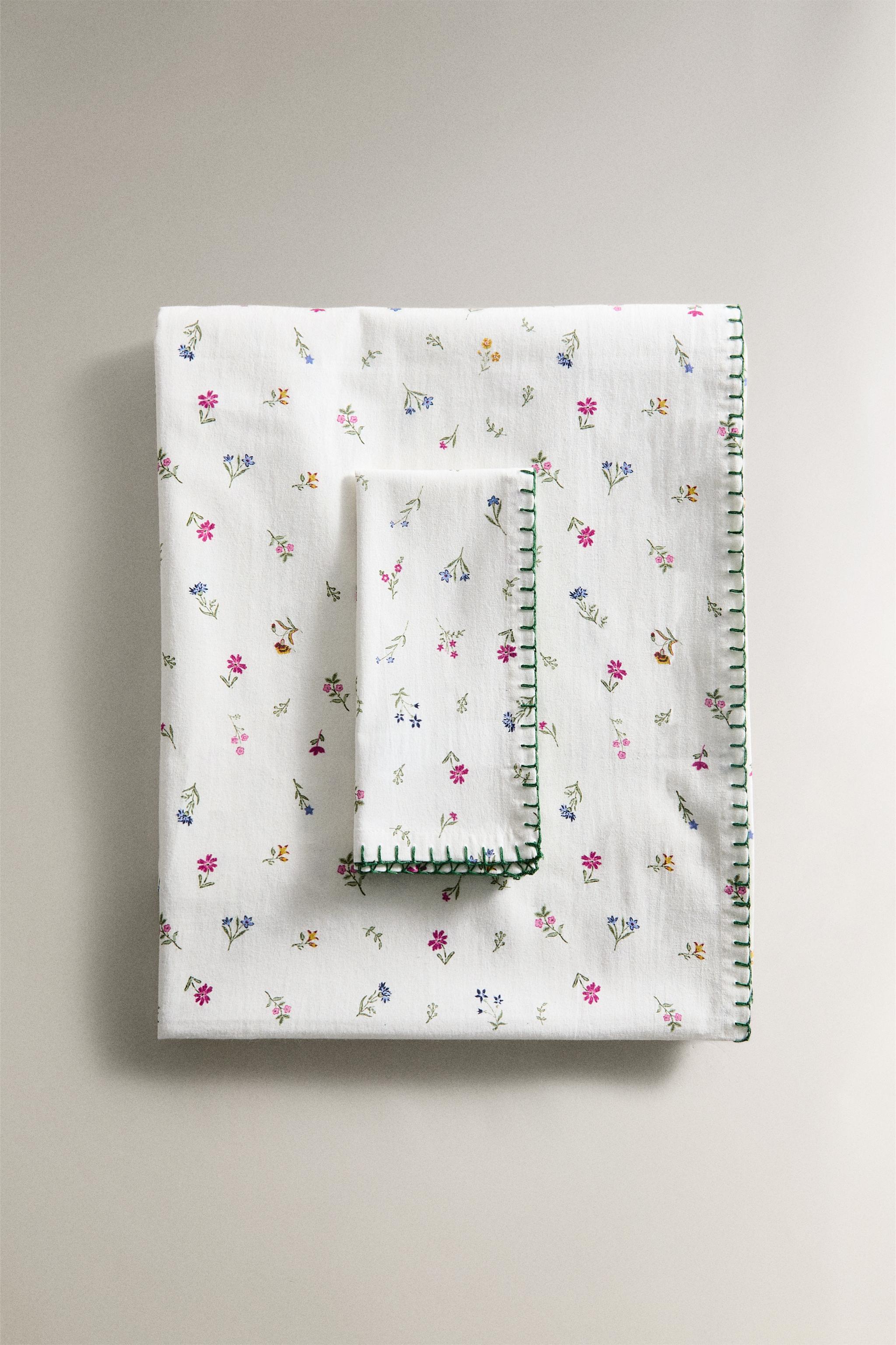 FLORAL PRINT COTTON TABLECLOTH