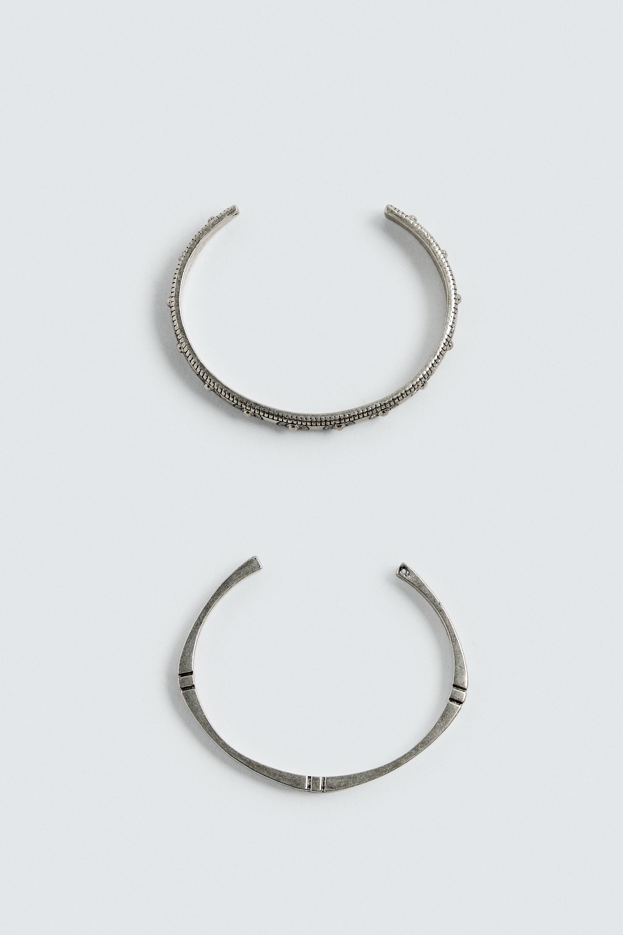 PACK OF 2 CUFF BRACELETS