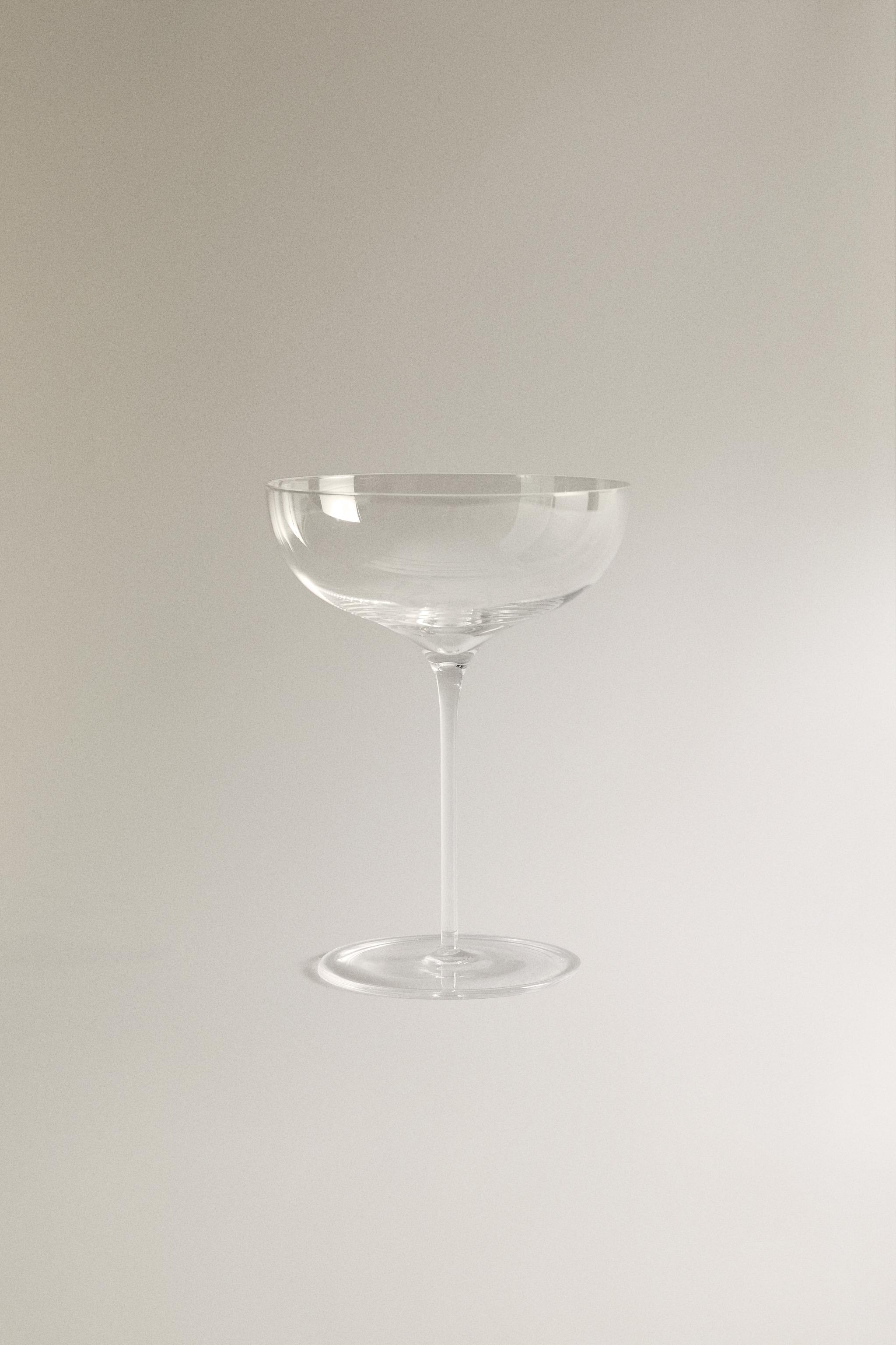 EXTRA LIGHTWEIGHT SPARKLING WINE FLUTE