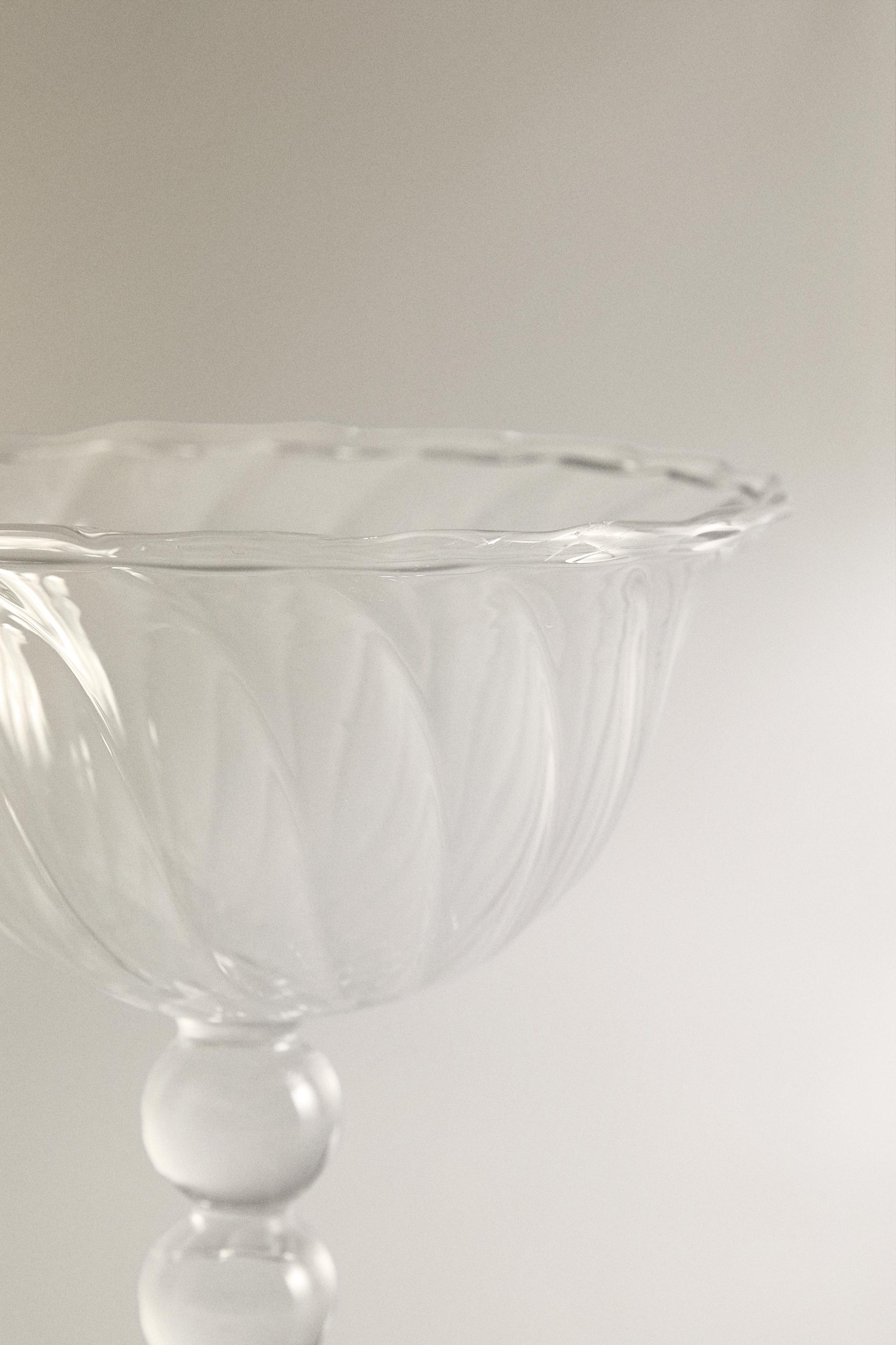 WAVY BOROSILICATE SHOT GLASS