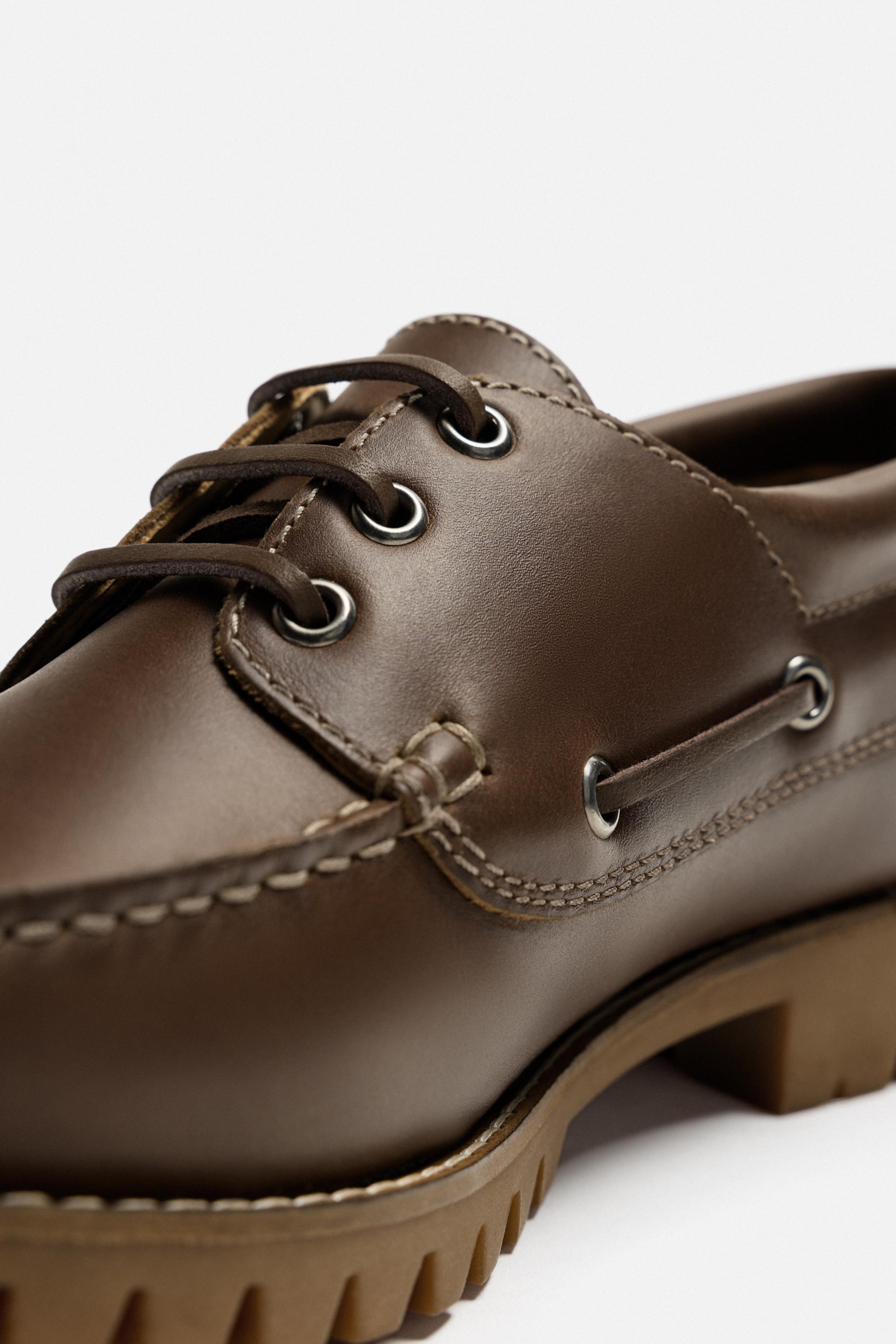 LEATHER BOAT SHOES
