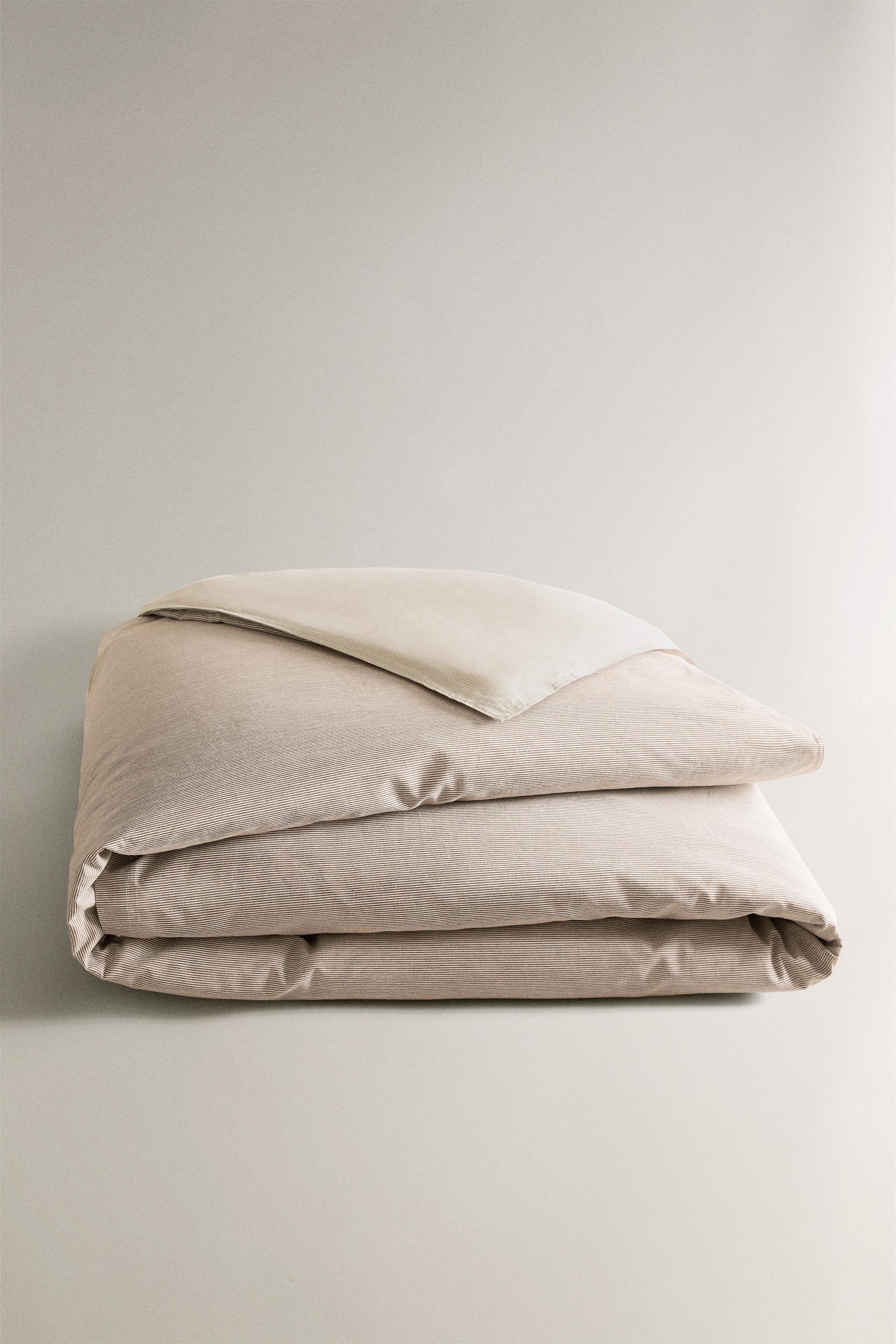 REVERSIBLE STRIPED DUVET COVER