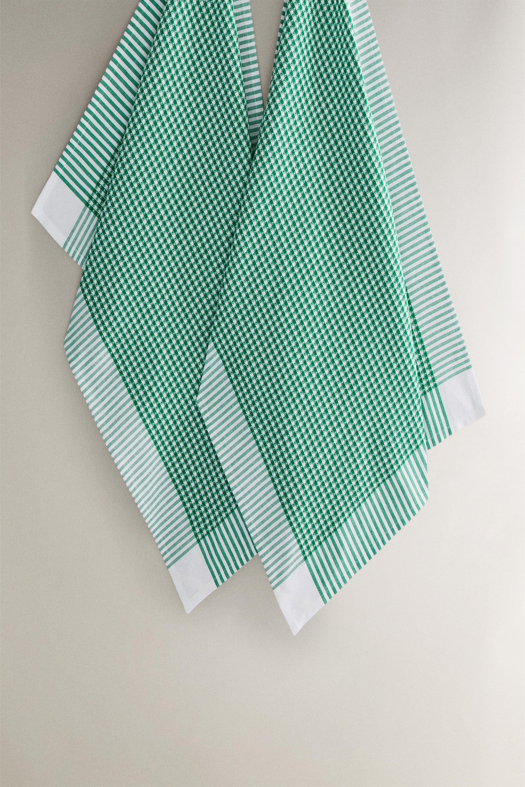 SET OF WAFFLE-KNIT COTTON KITCHEN TOWELS (SET OF 2)