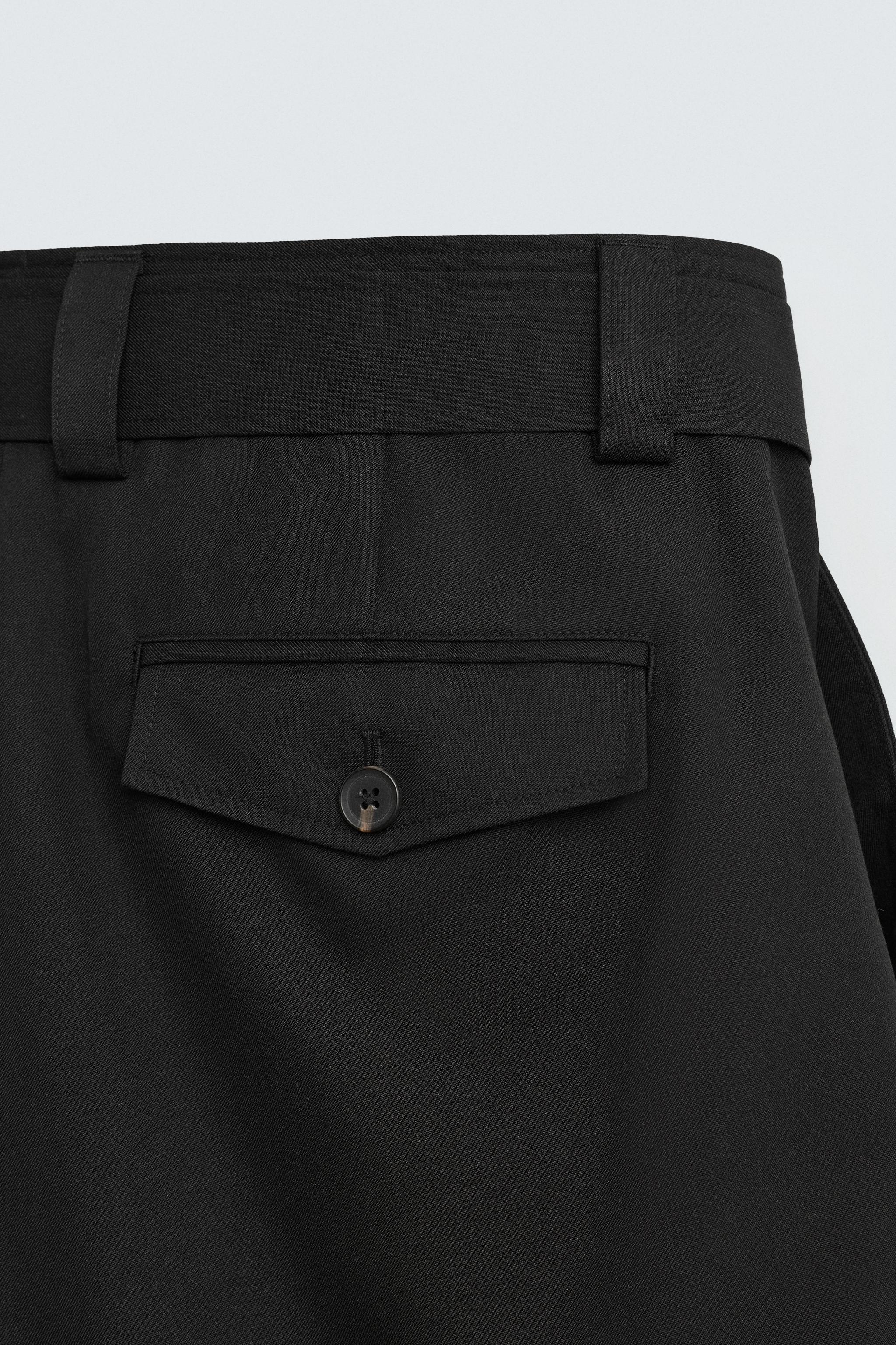 BELTED WIDE FIT BERMUDA SHORTS