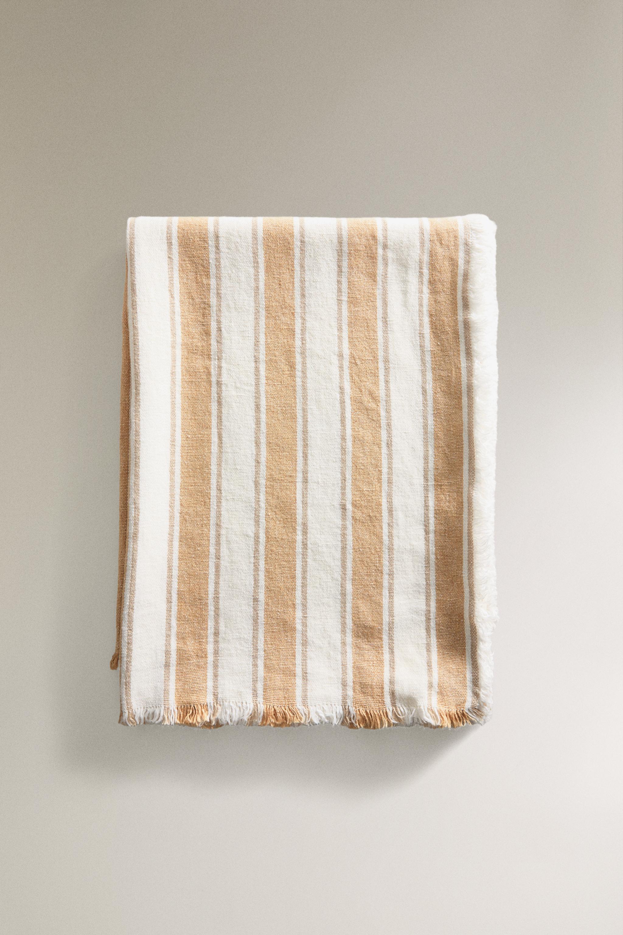 STRIPED LINEN BLANKET