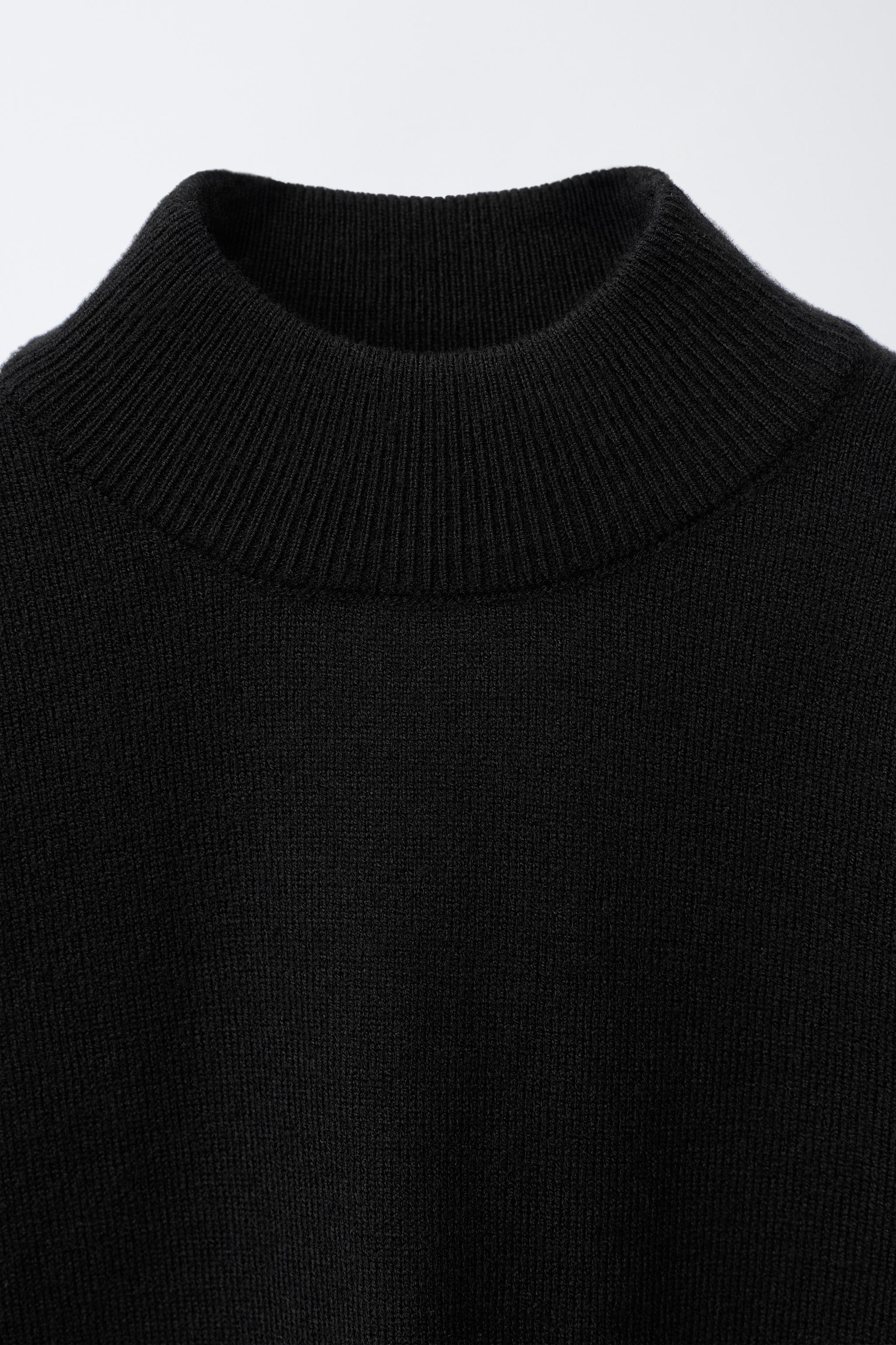 MOCK NECK KNIT SWEATER
