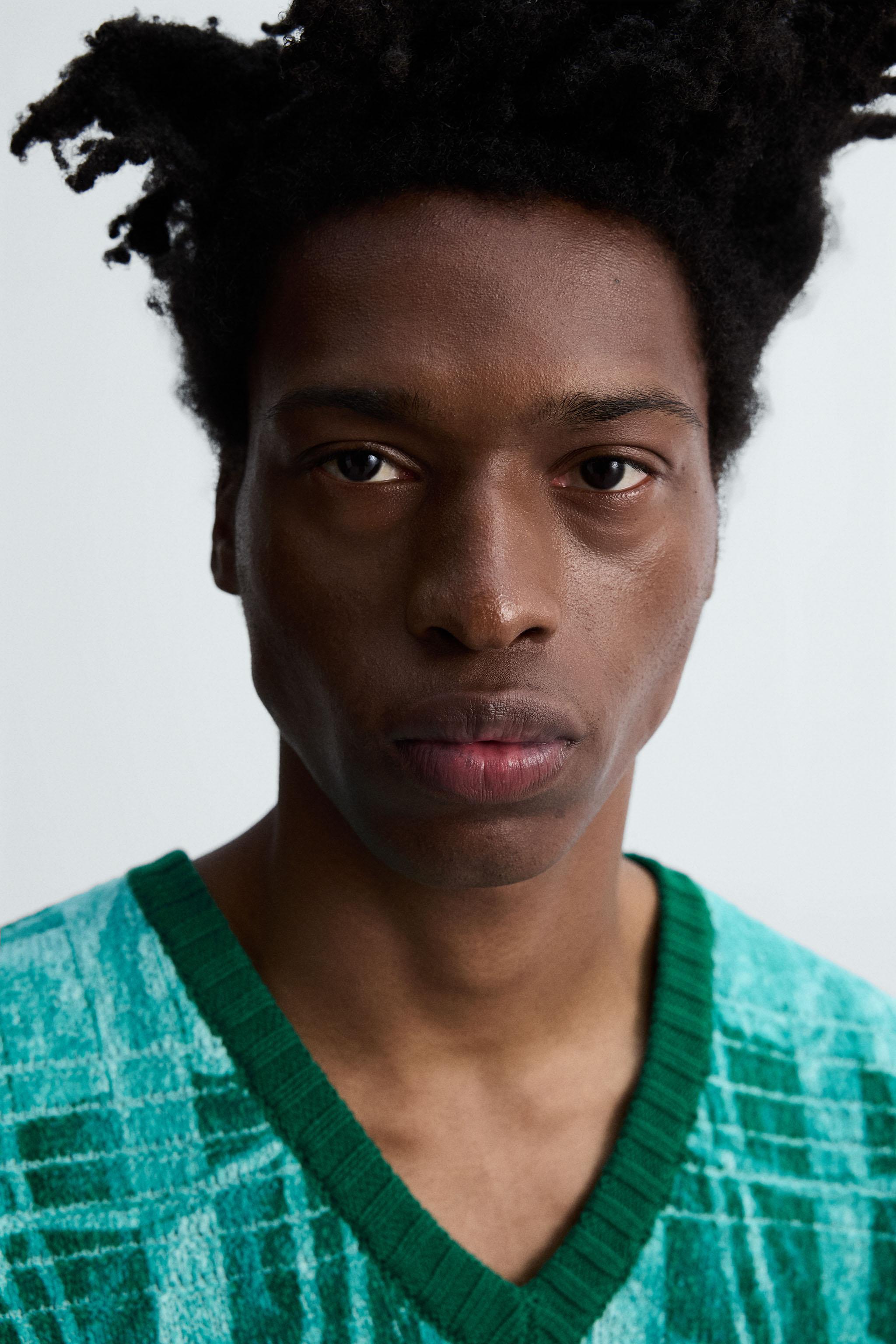 GRAPHIC PRINT KNIT VEST © OTIS KWAME KYE QUAICOE