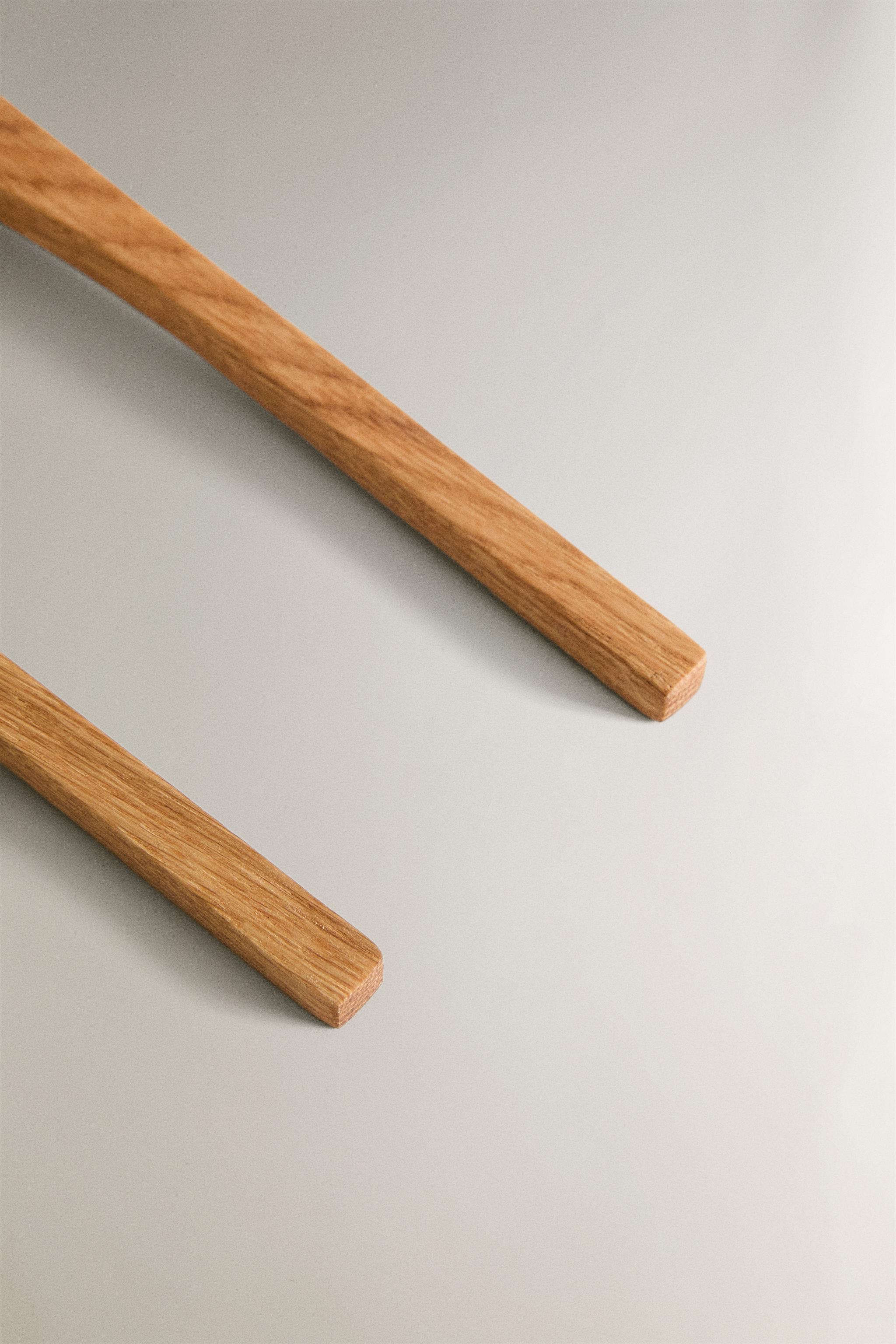 TULIP WOOD SALAD FLATWARE SET (SET OF 2)