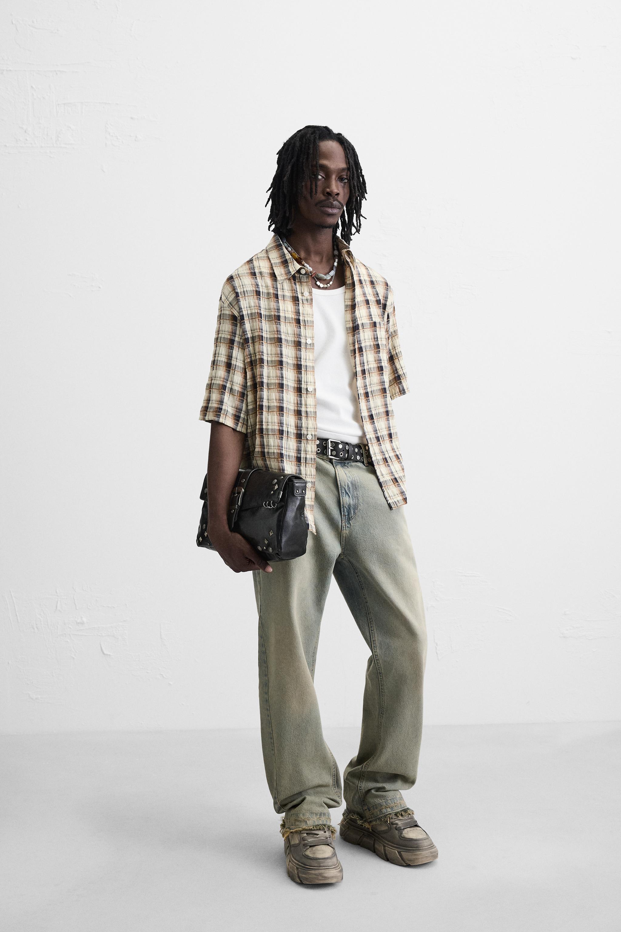 CHUNKY SOLE SNEAKERS