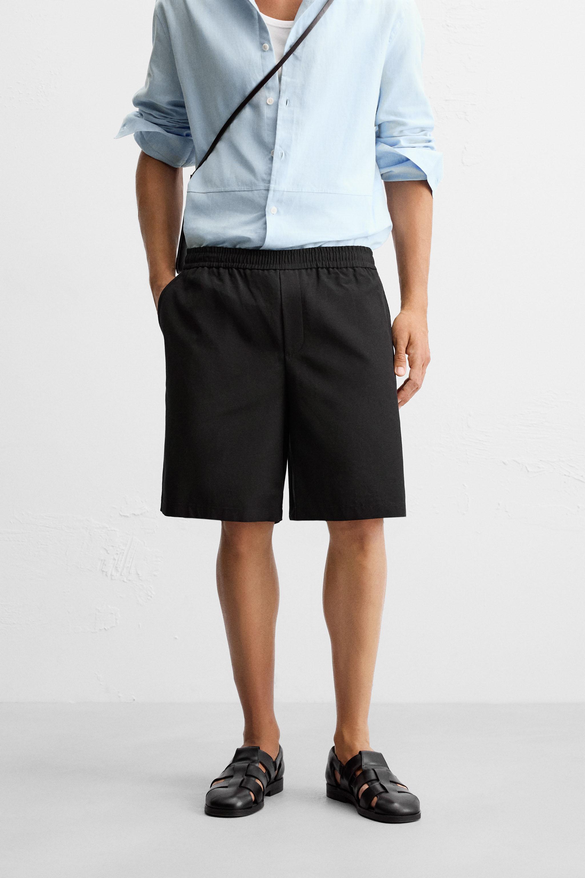 TEXTURED REGULAR FIT SHORTS