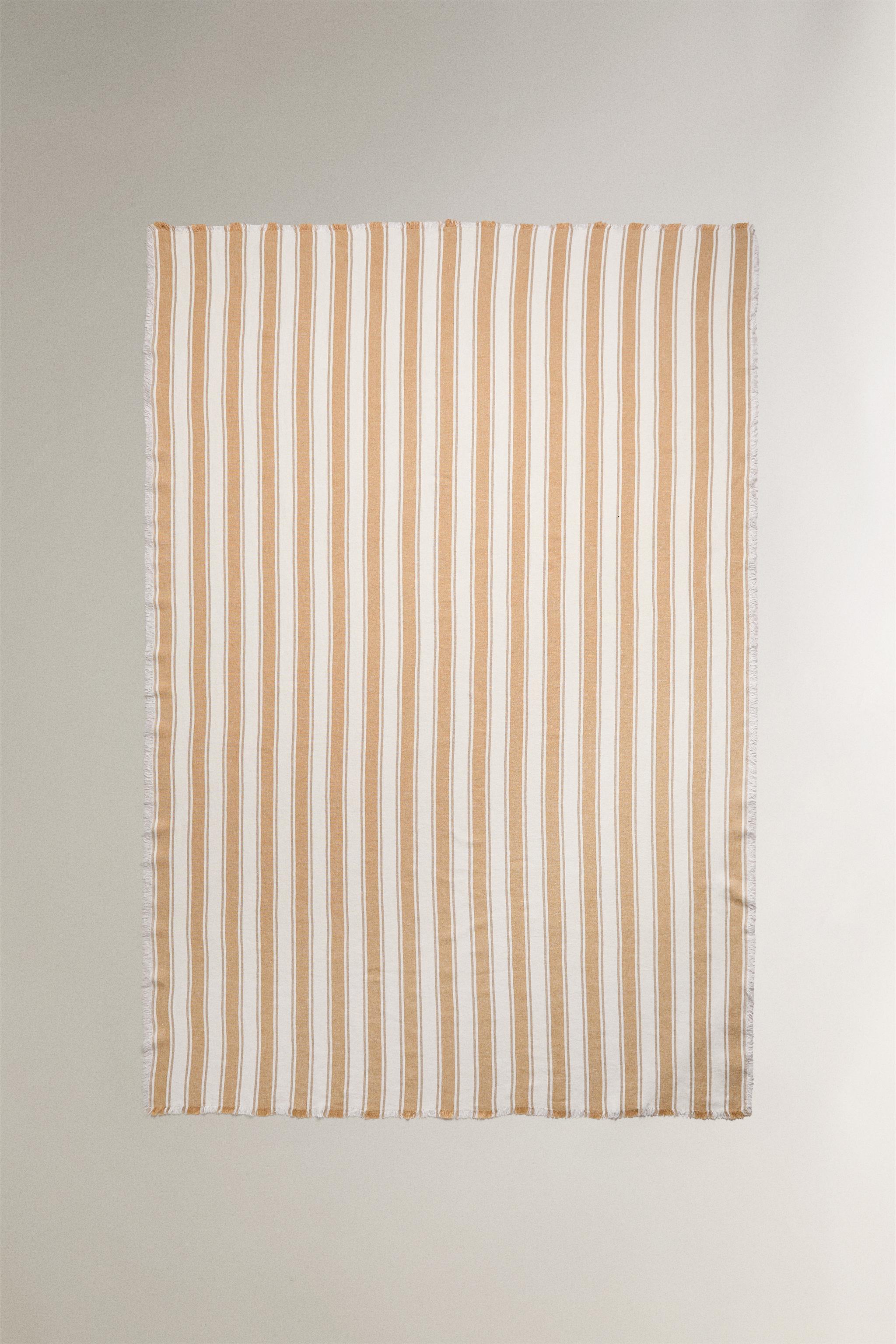 STRIPED LINEN BLANKET