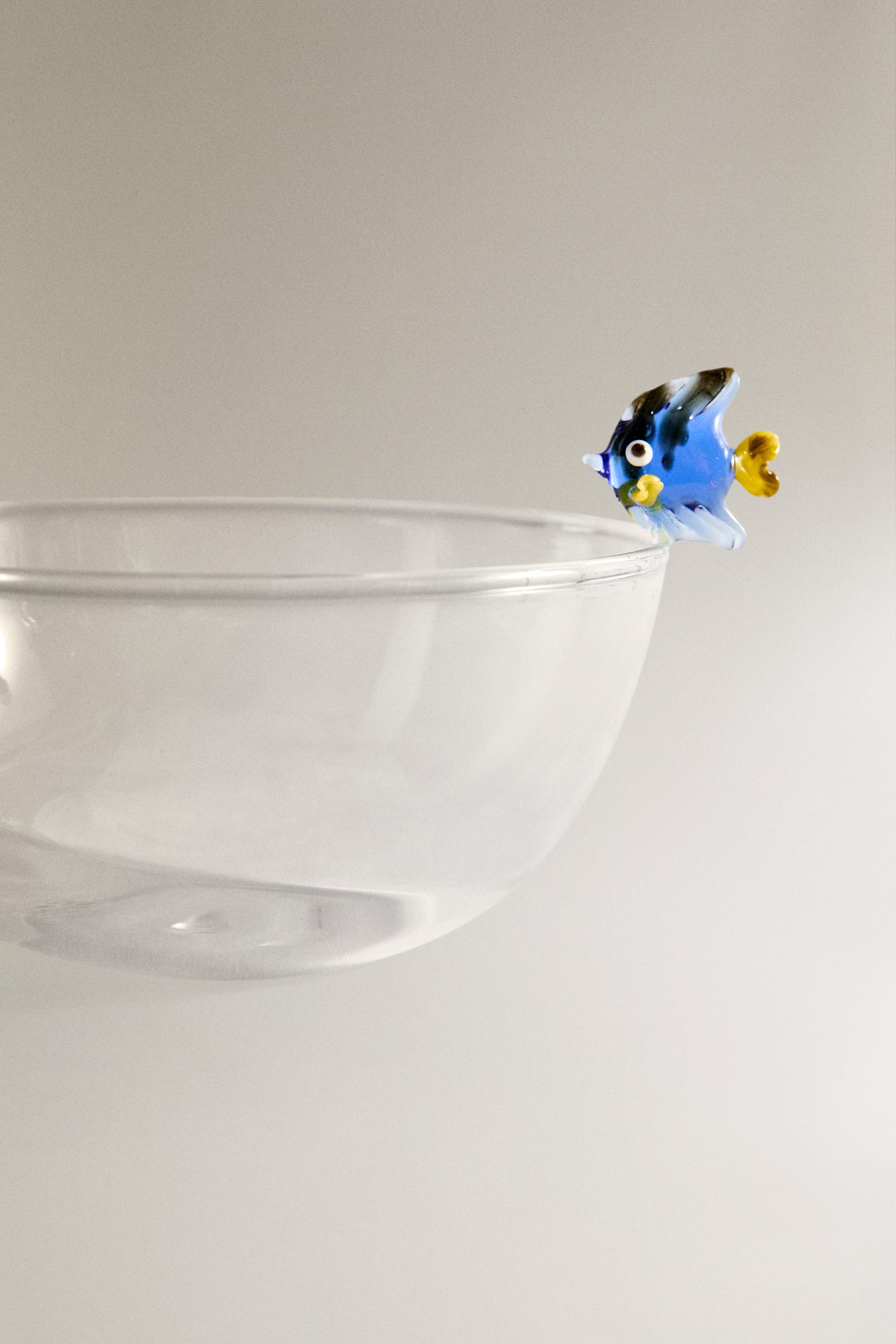 BOROSILICATE GLASS BOWL WITH A FISH