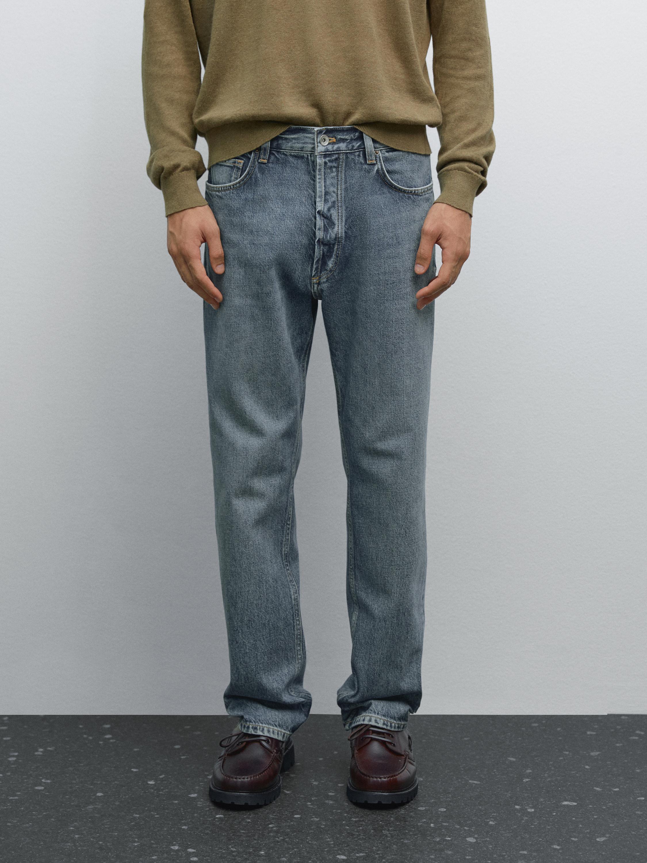 Straight-leg jeans