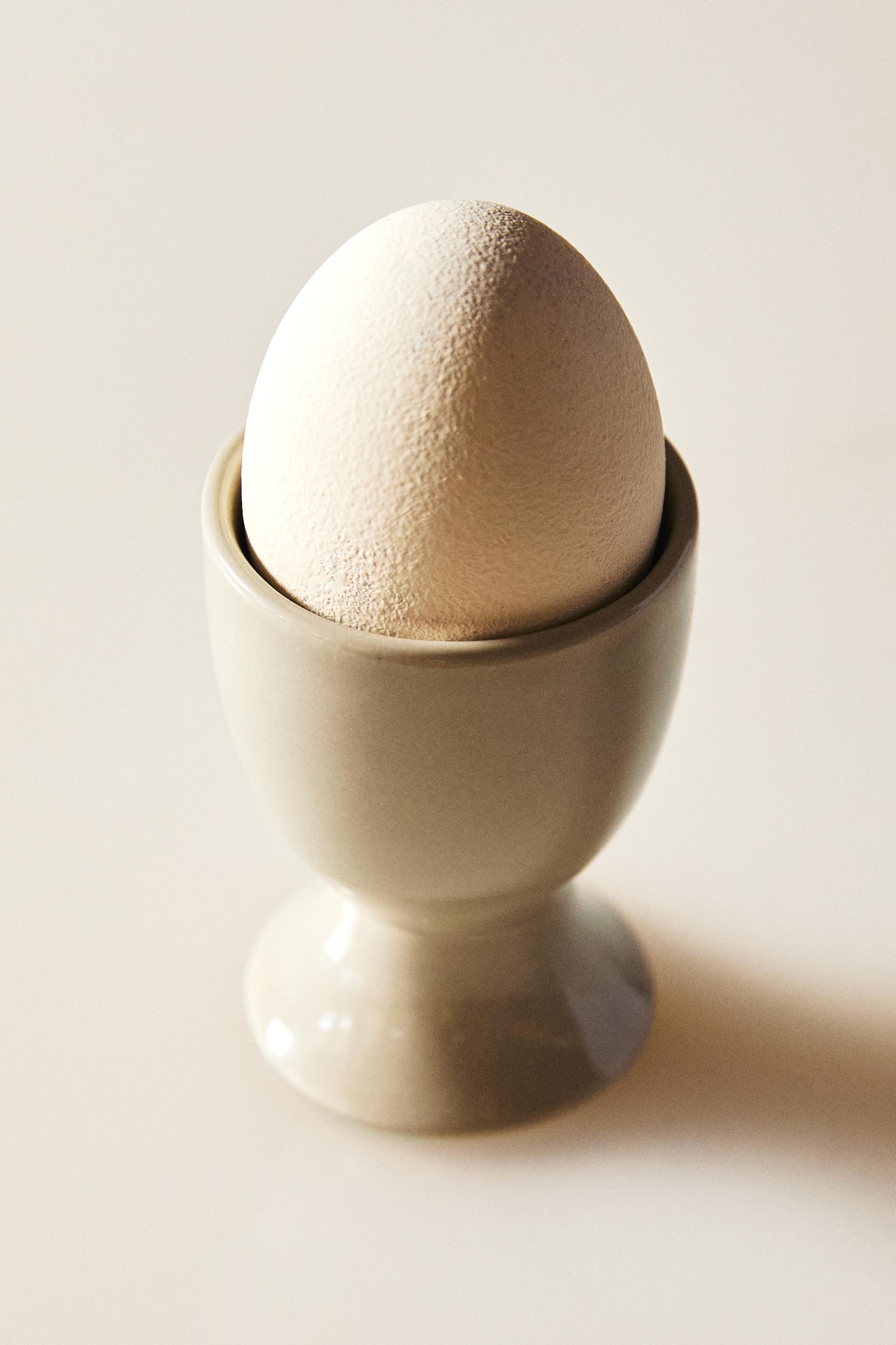 STONEWARE EGG CUP