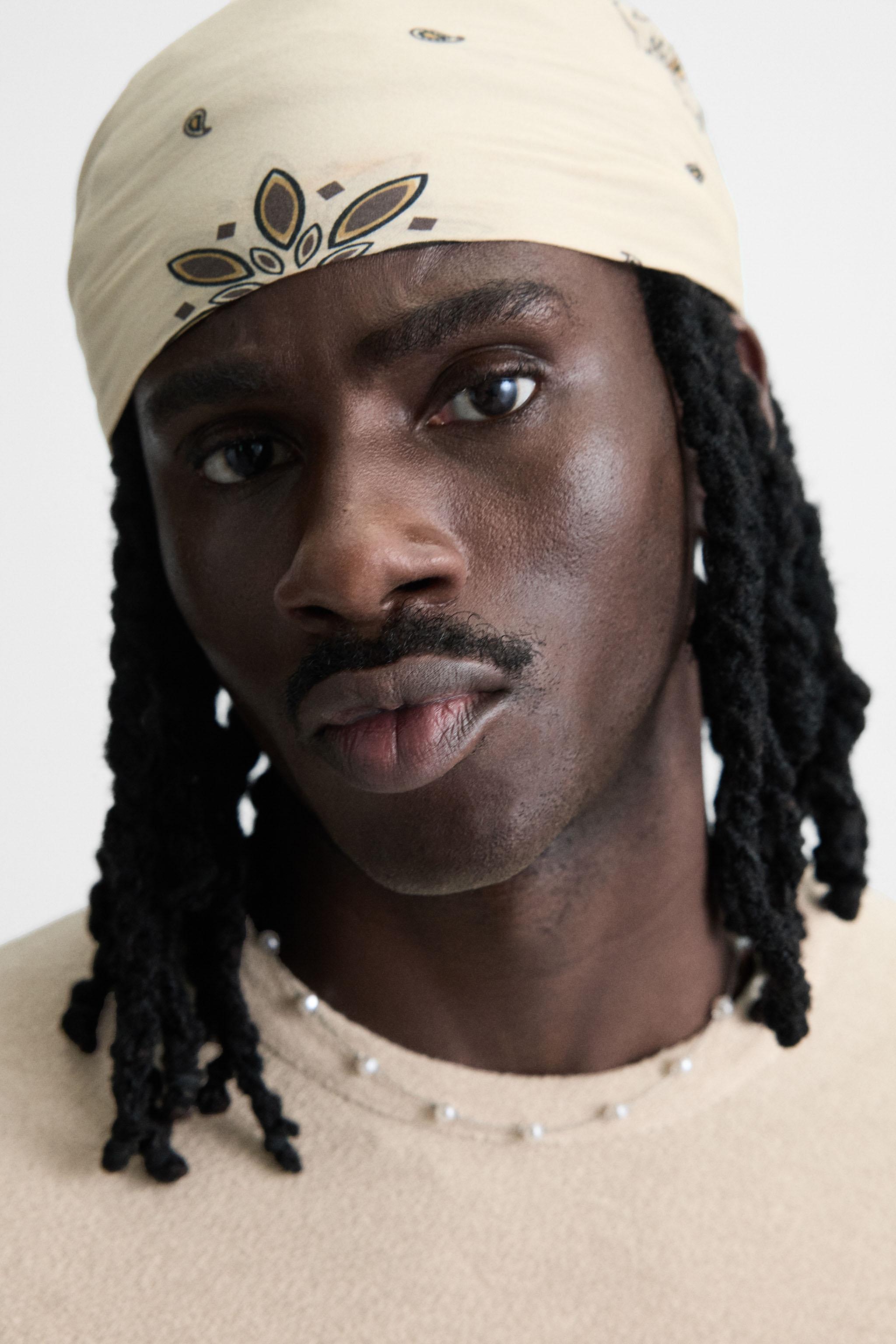 SPRAY PRINT KNIT T-SHIRT