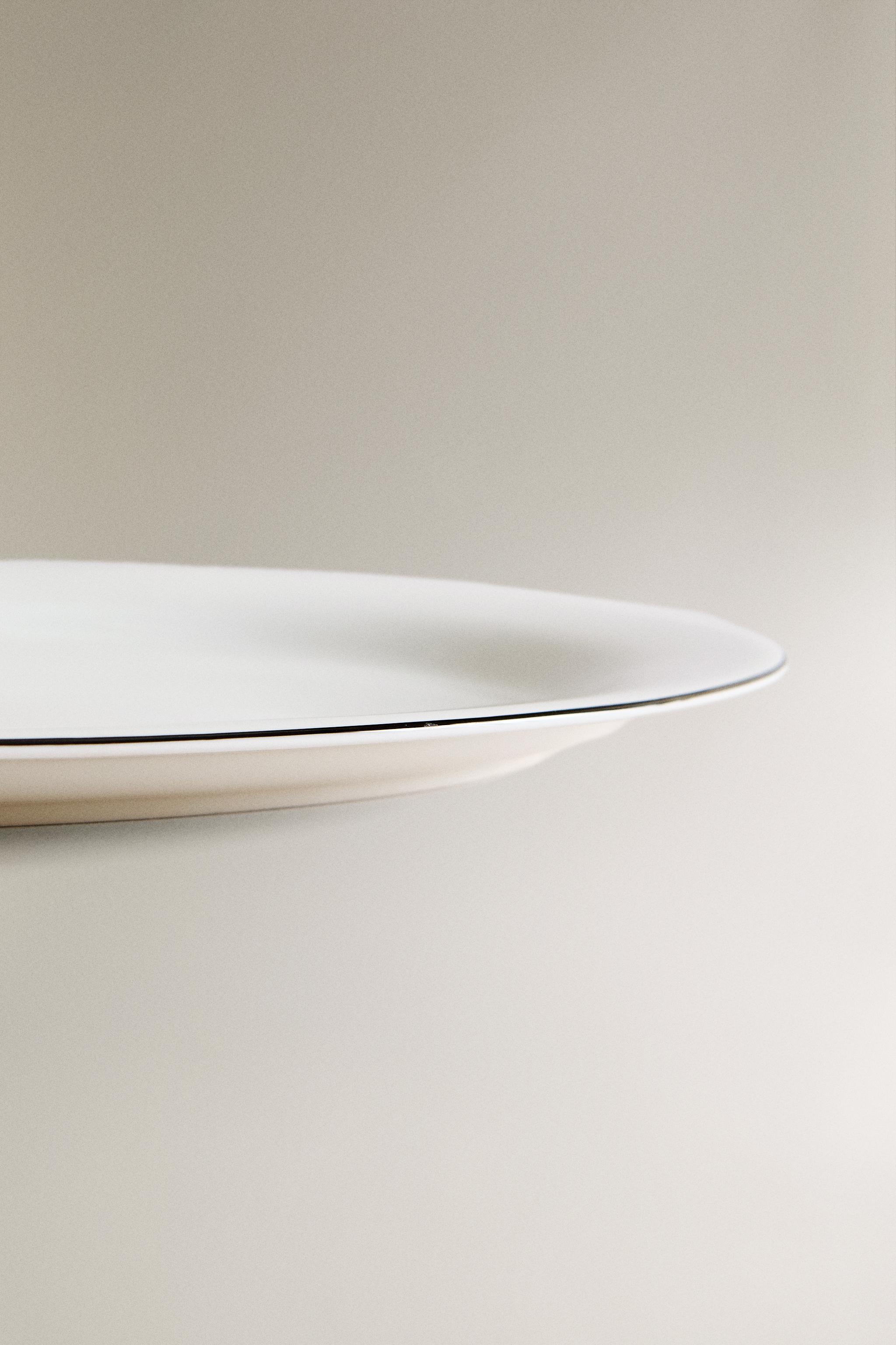 BONE CHINA SERVING DISH WITH BLACK RIM