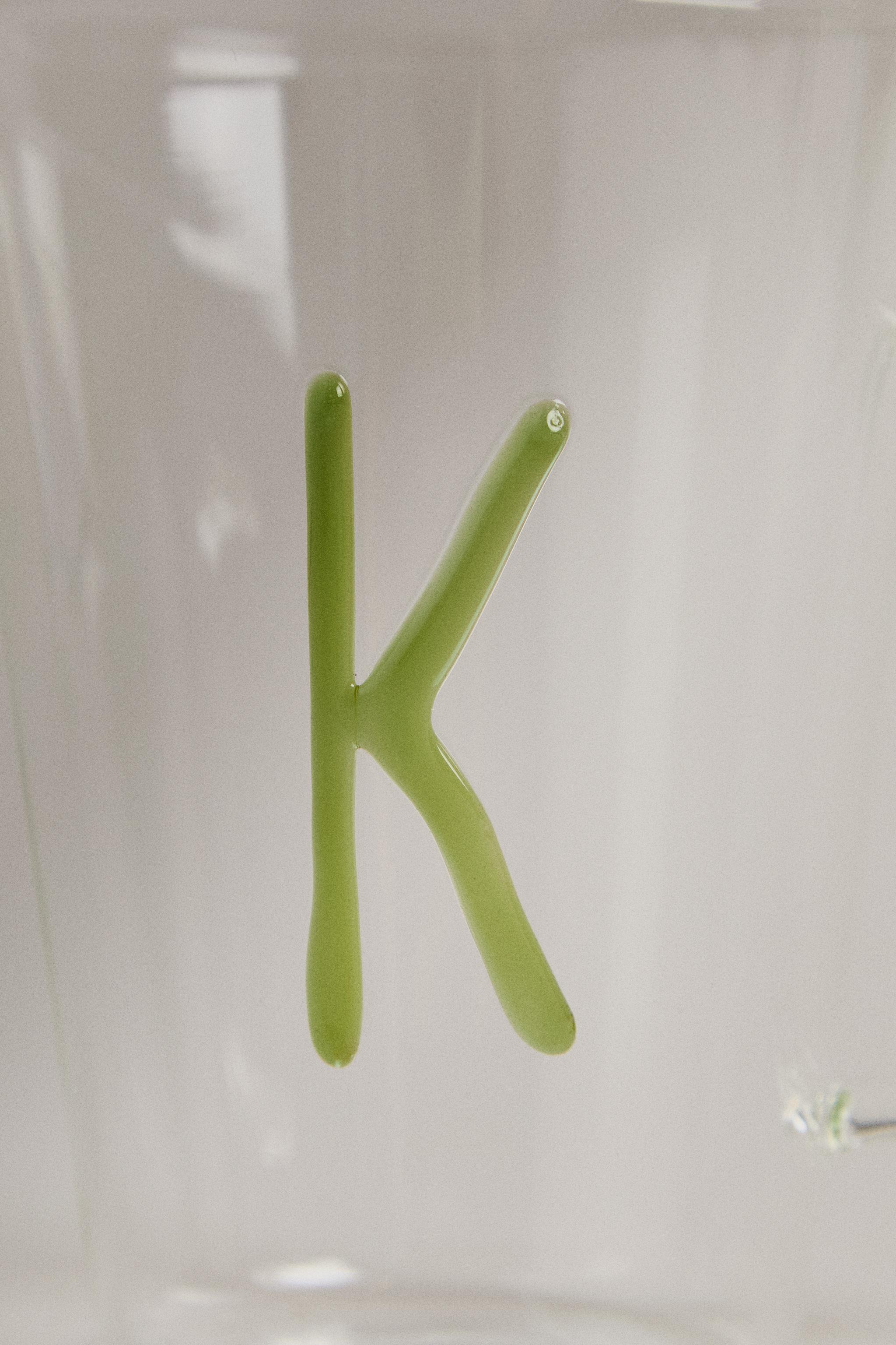 BOROSILICATE MUG WITH INITIAL K