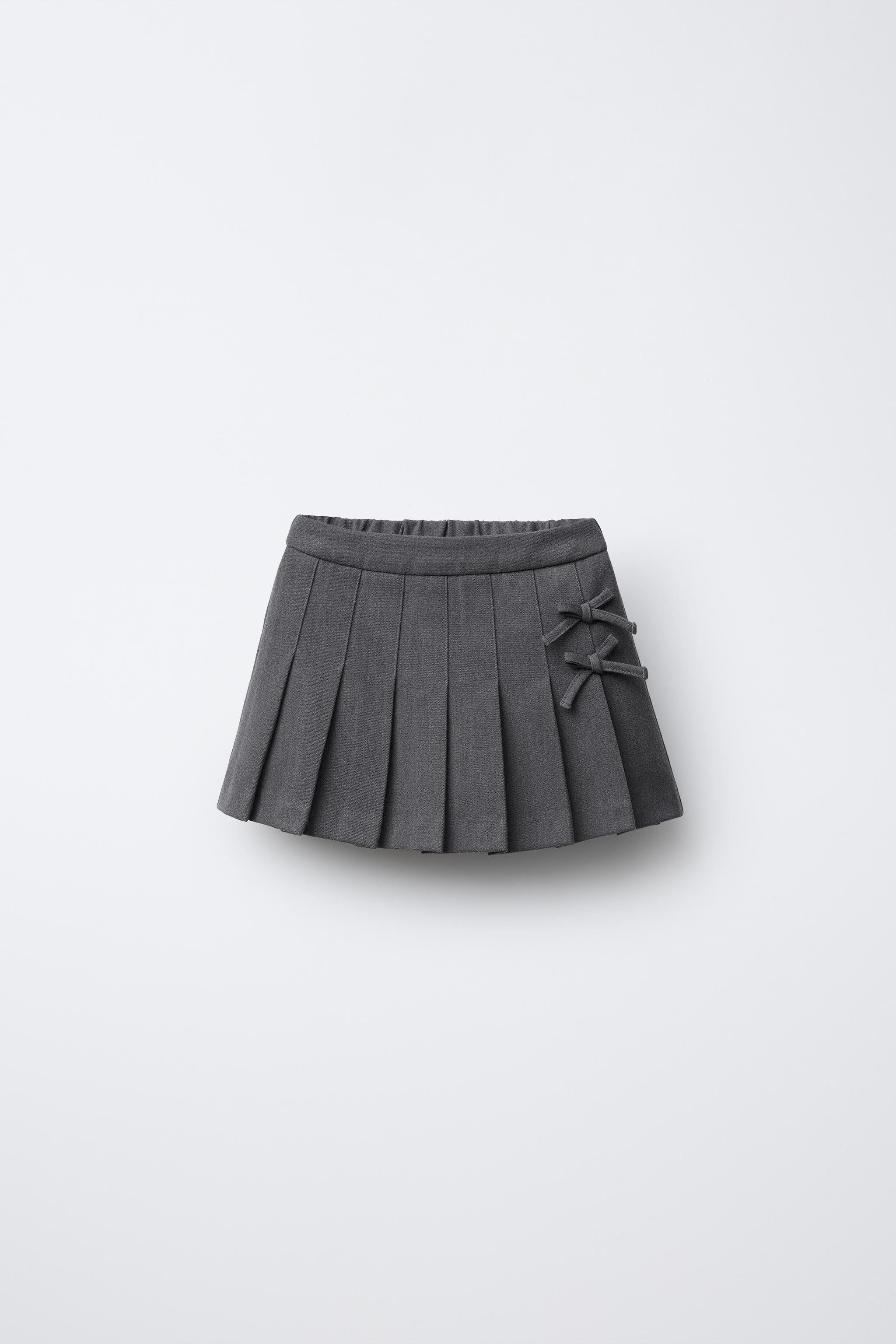 PLEATED BOW SKORT