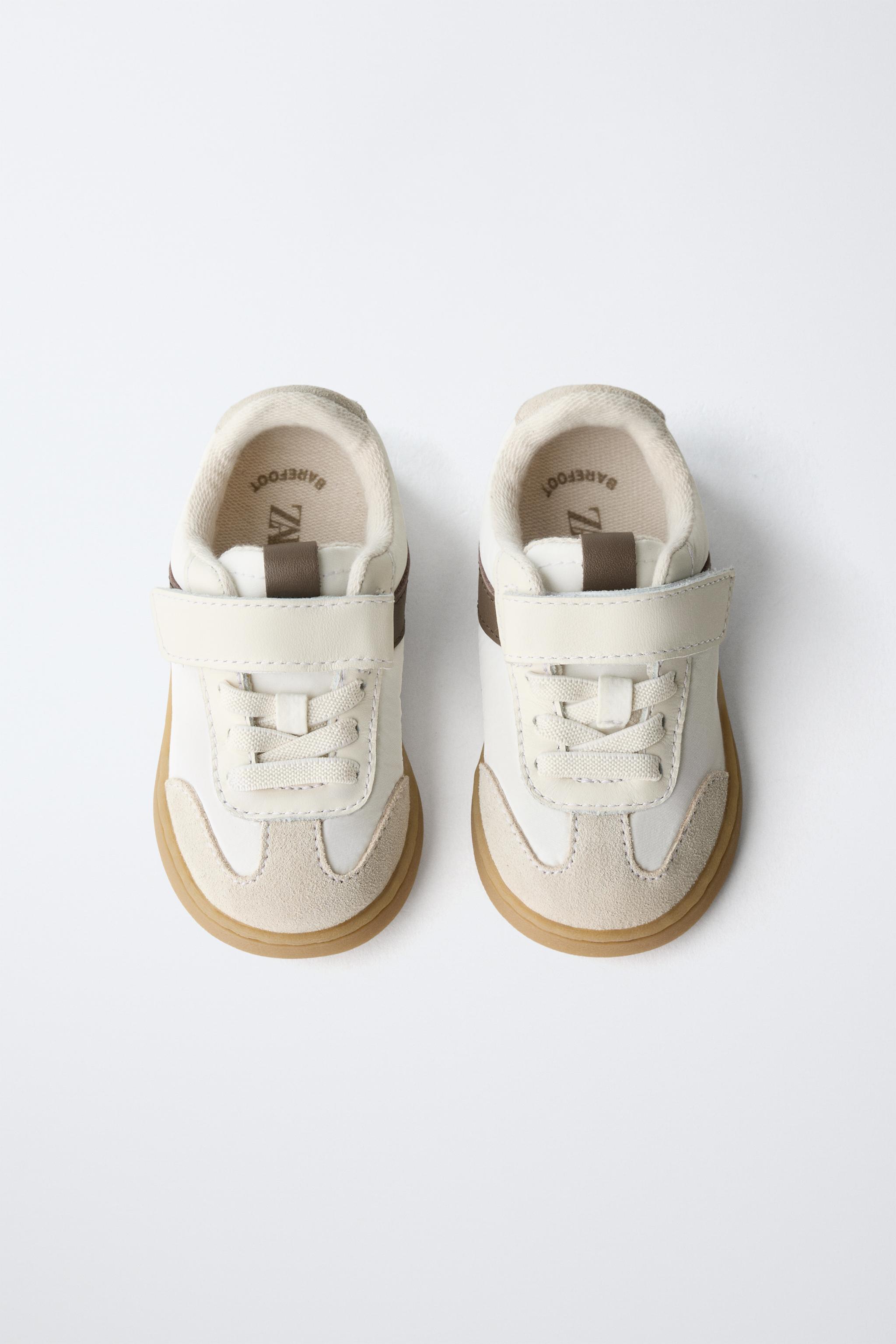 RETRO BAREFOOT SNEAKERS