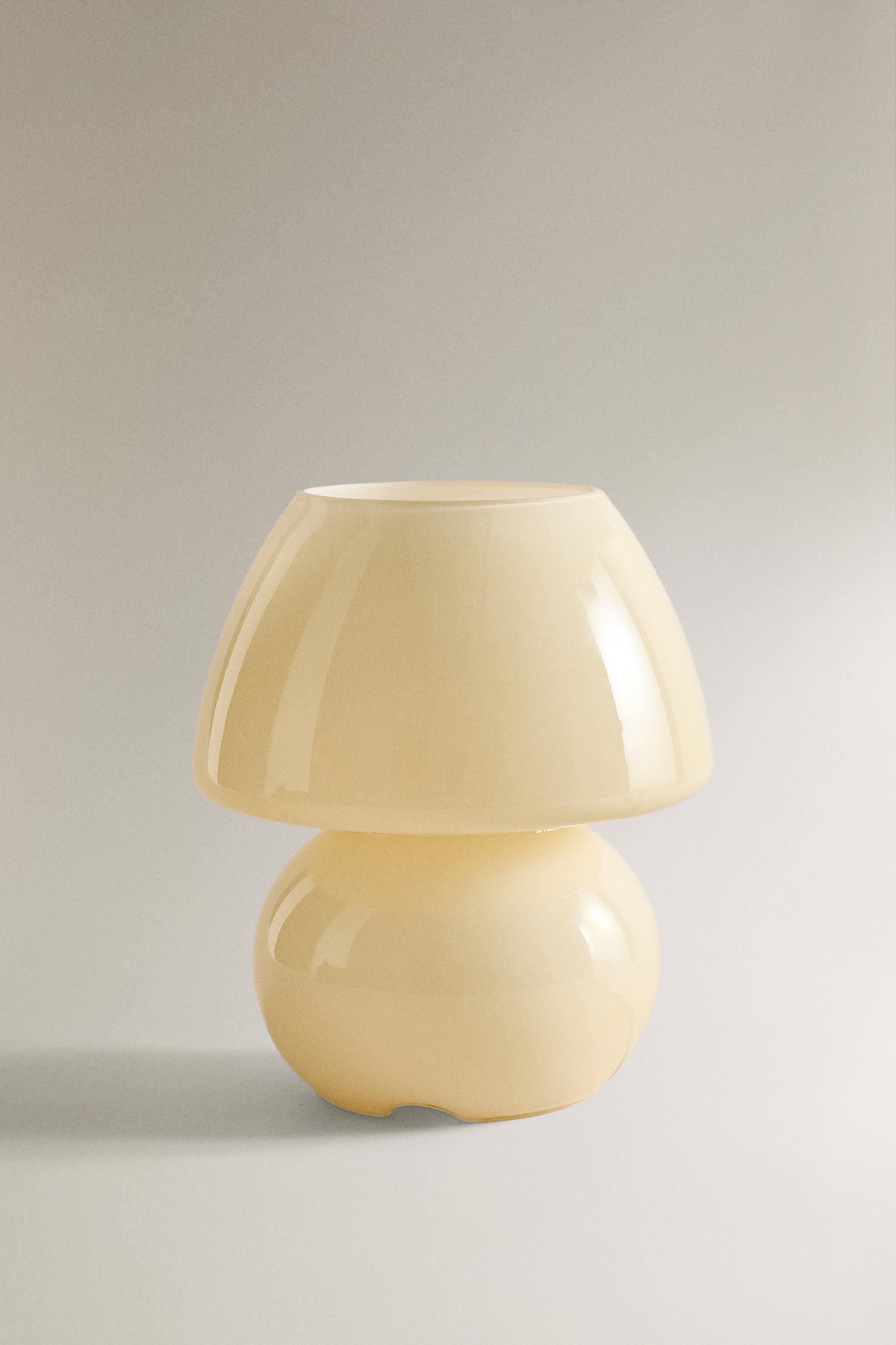 GLASS TABLE LAMP