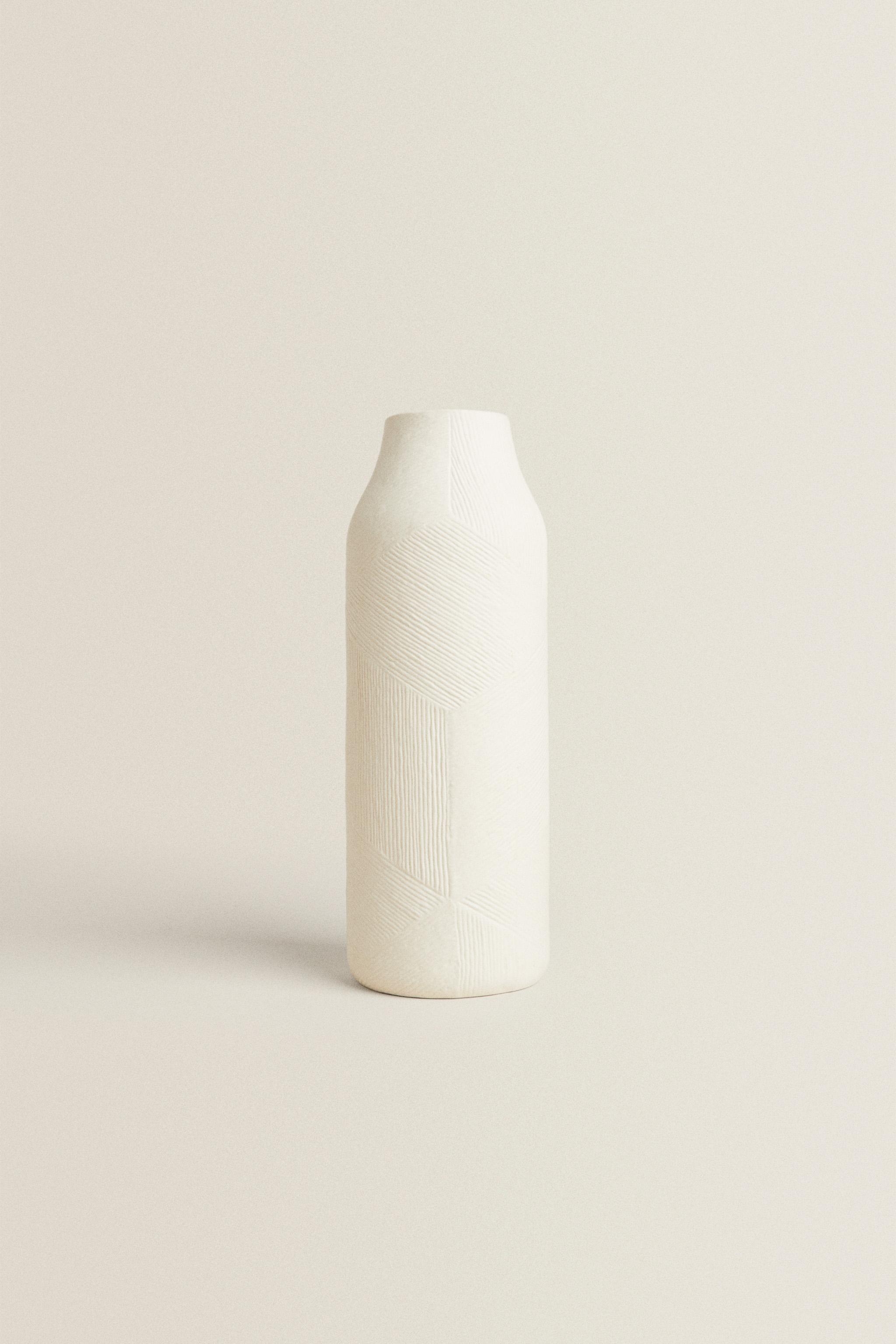 TEXTURED CERAMIC VASE