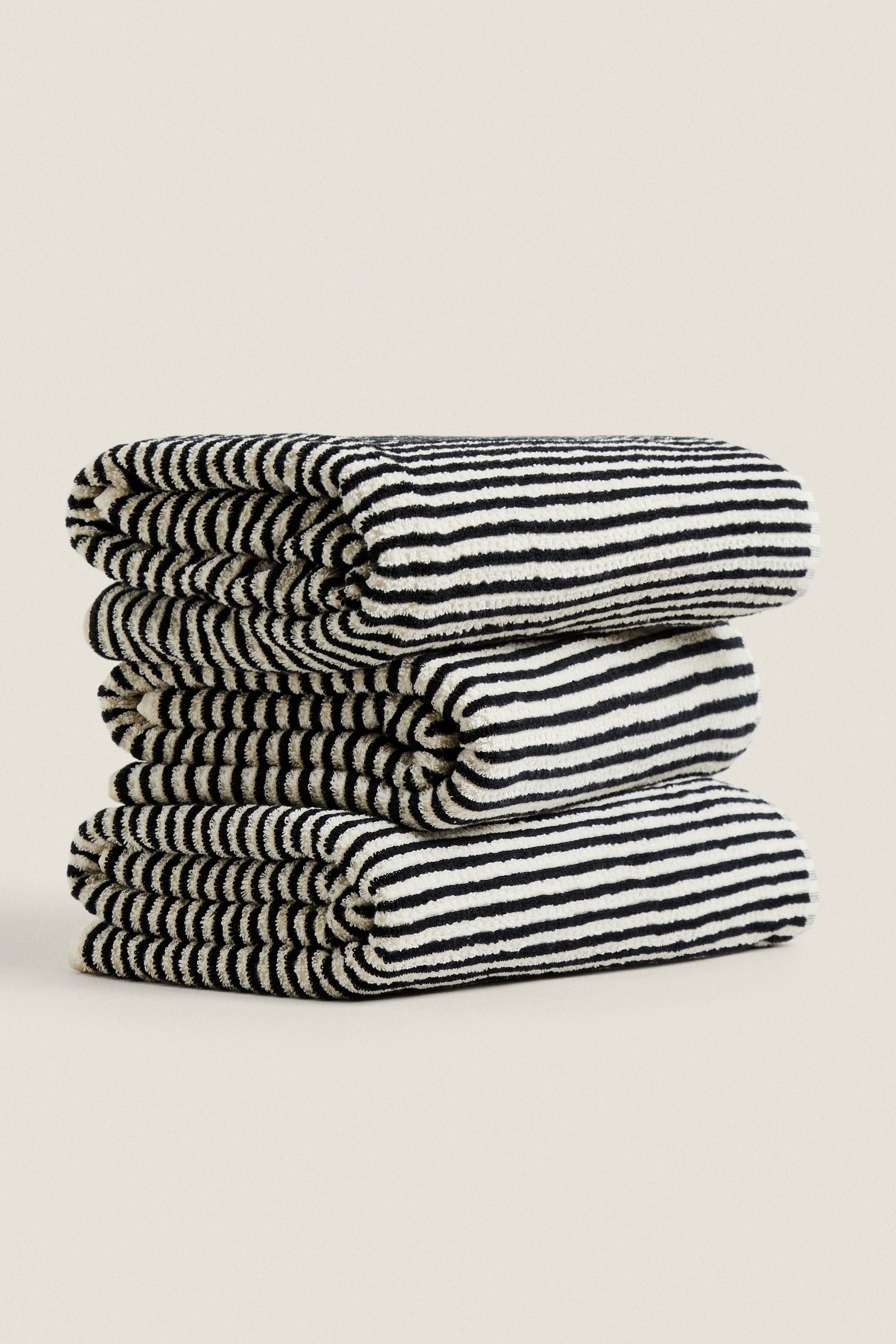 DYED THREAD COTTON BATH TOWEL