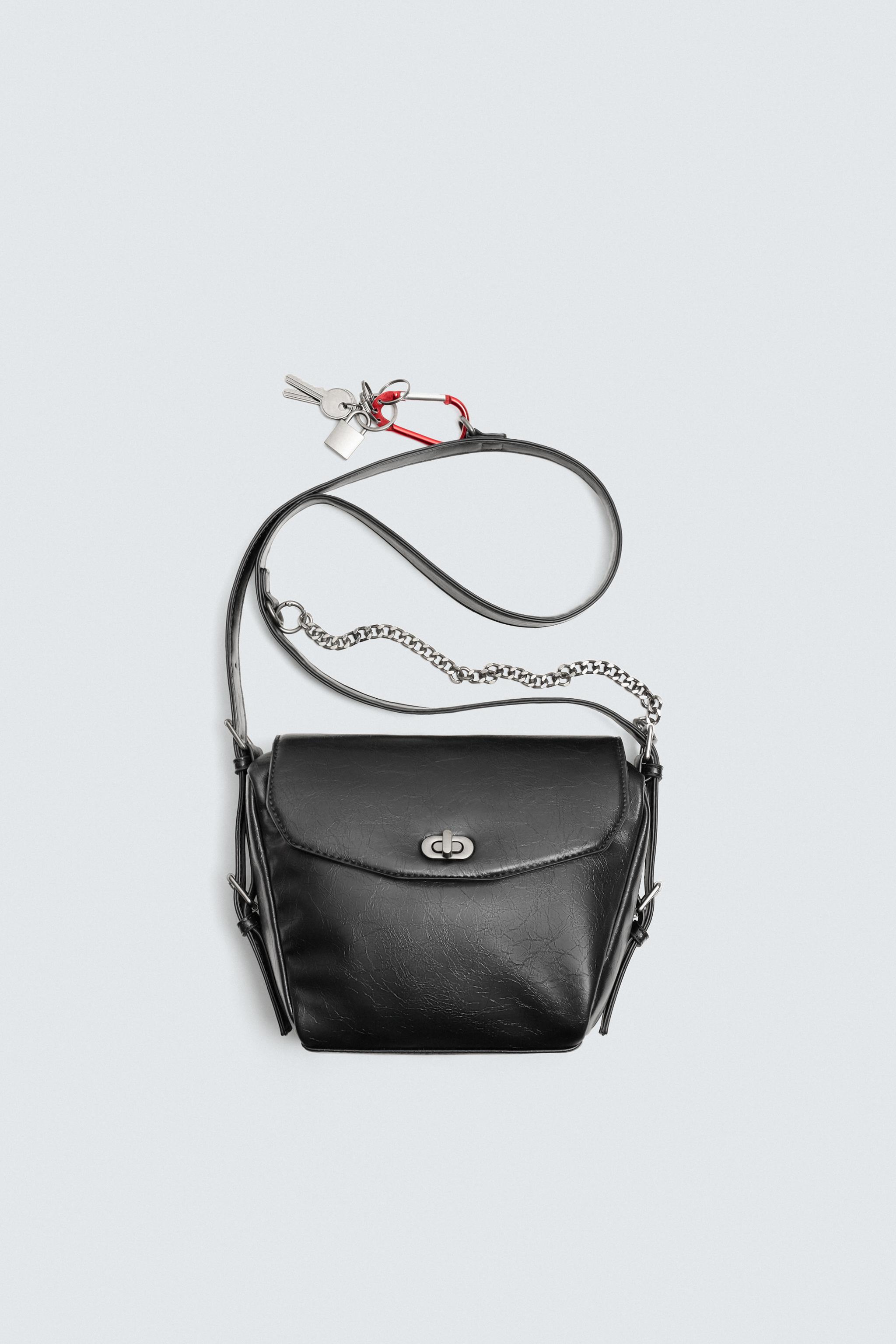 CHAIN CROSSBODY BAG