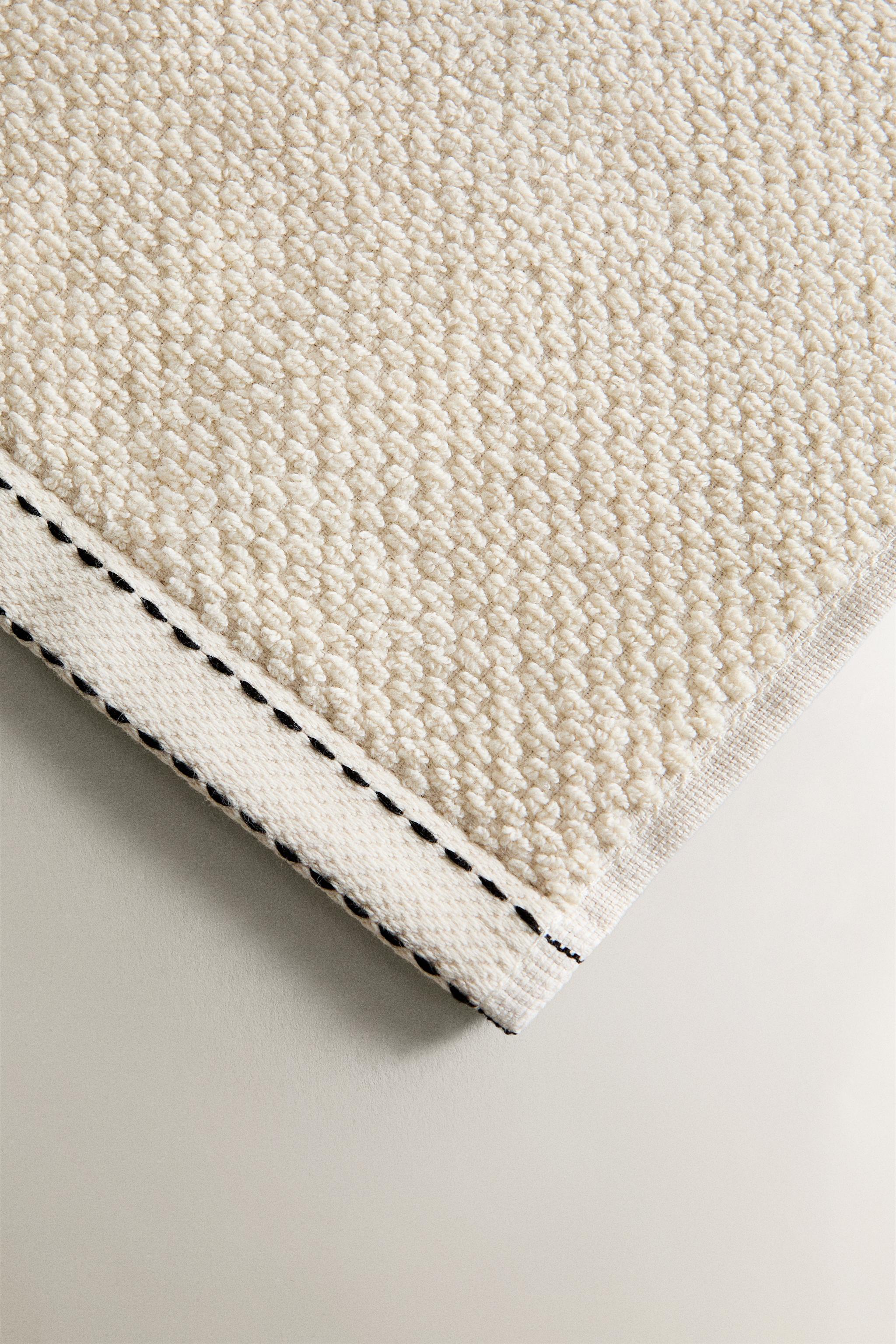 SET OF RICE STITCH HAND TOWELS (SET OF 3)