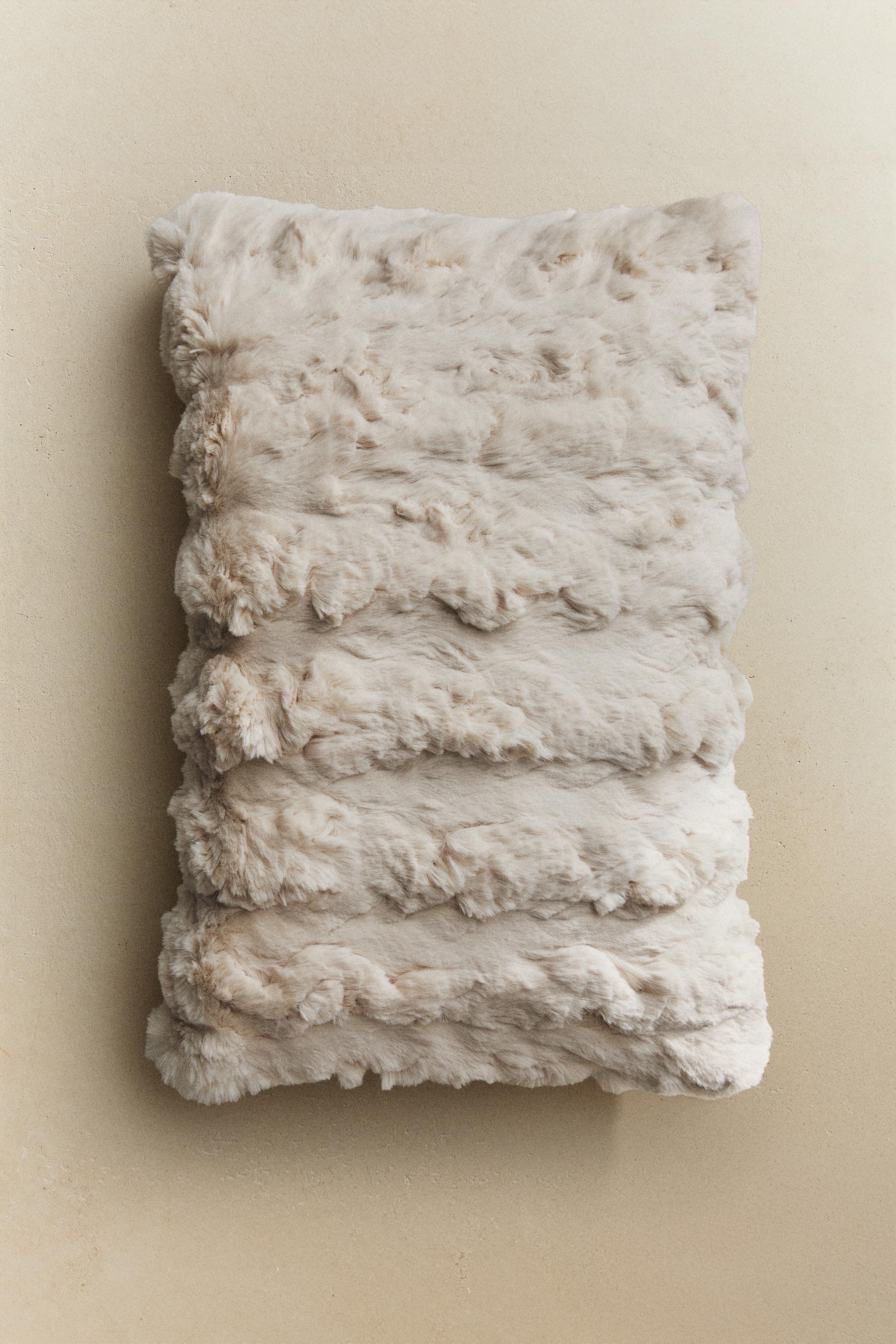 FAUX FUR THROW PILLOW COVER