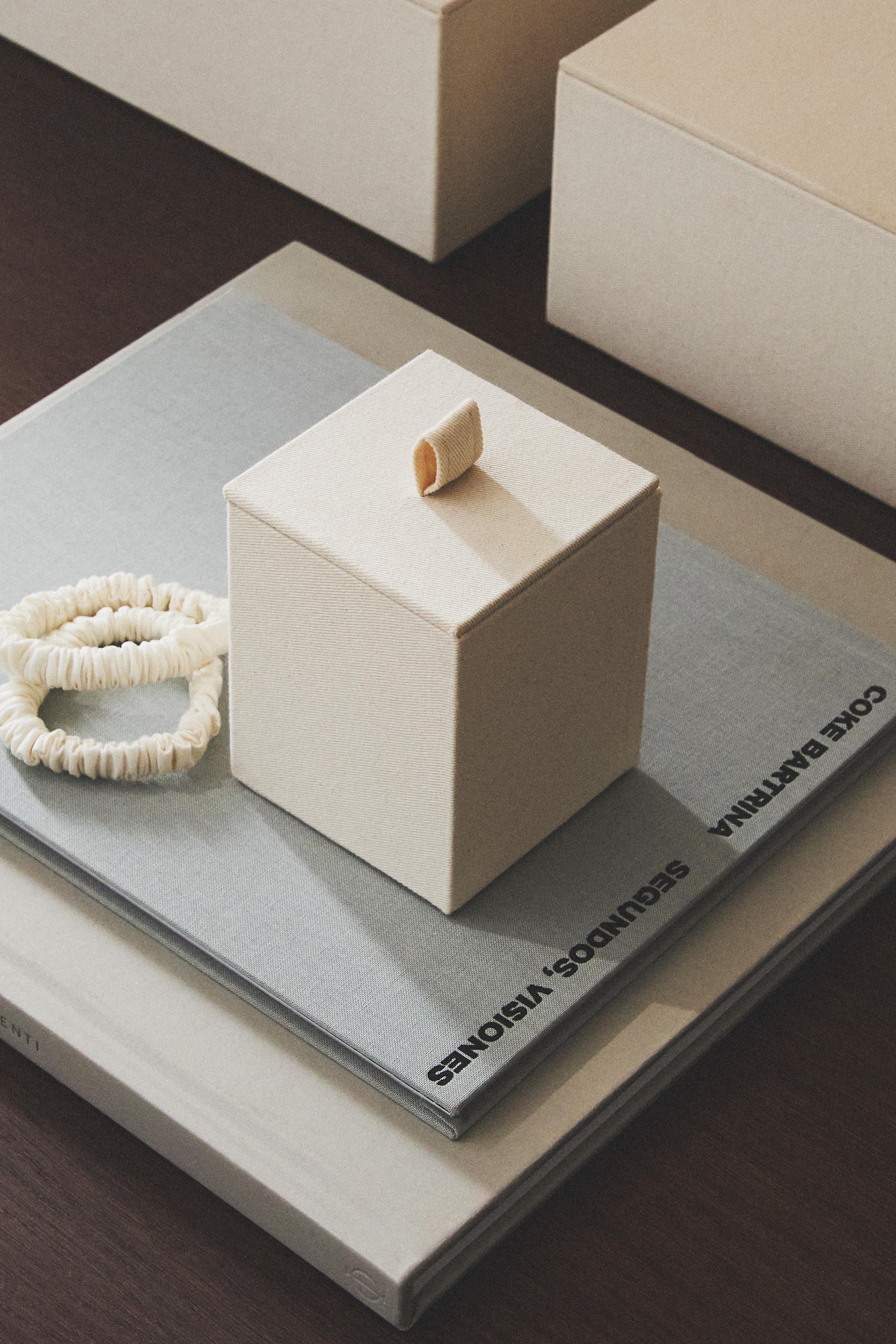 ORGANIZER BOX WITH LID